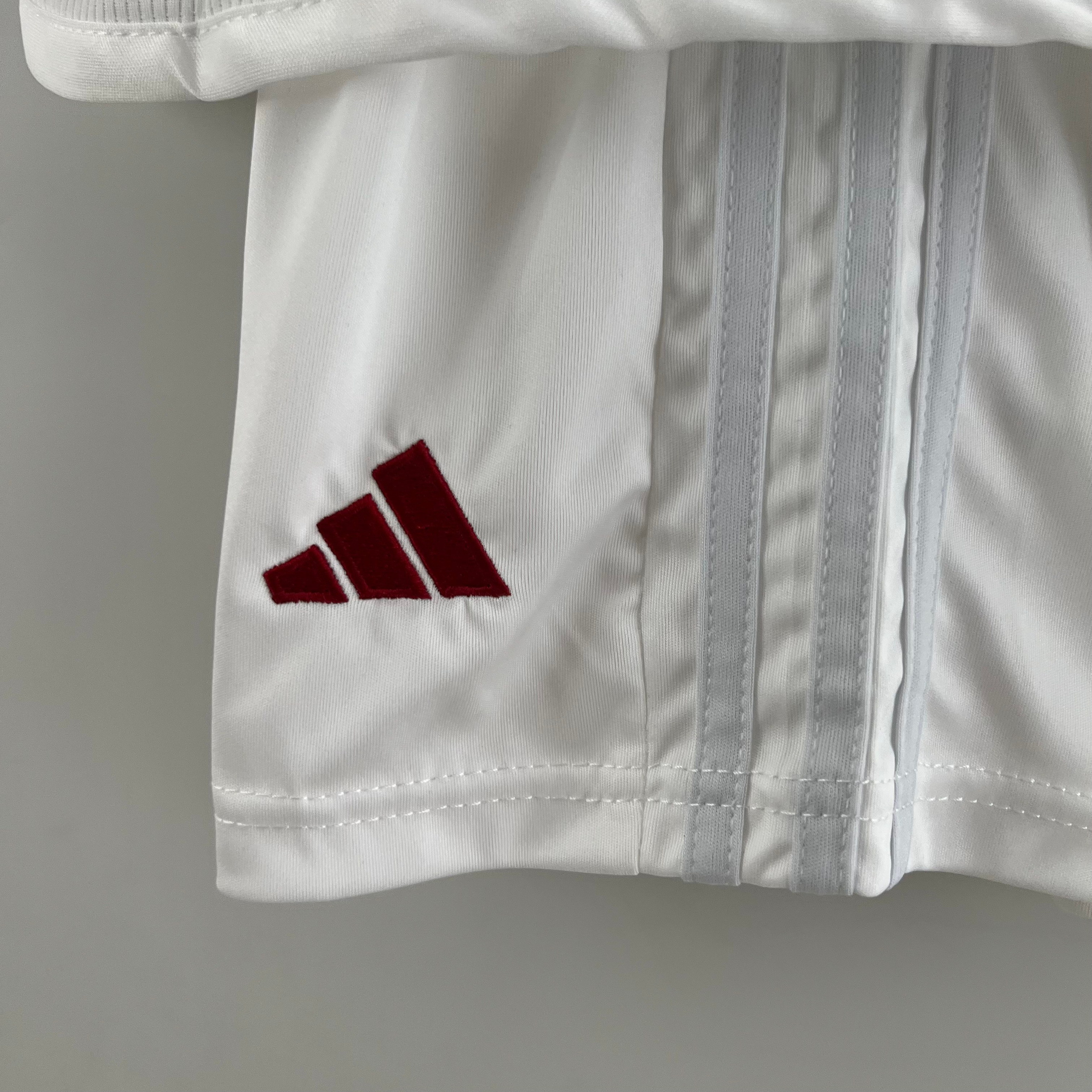 Выездная футбольная форма для детей Manchester United 2023 купить. Футбольный магазин — ssw_magazin