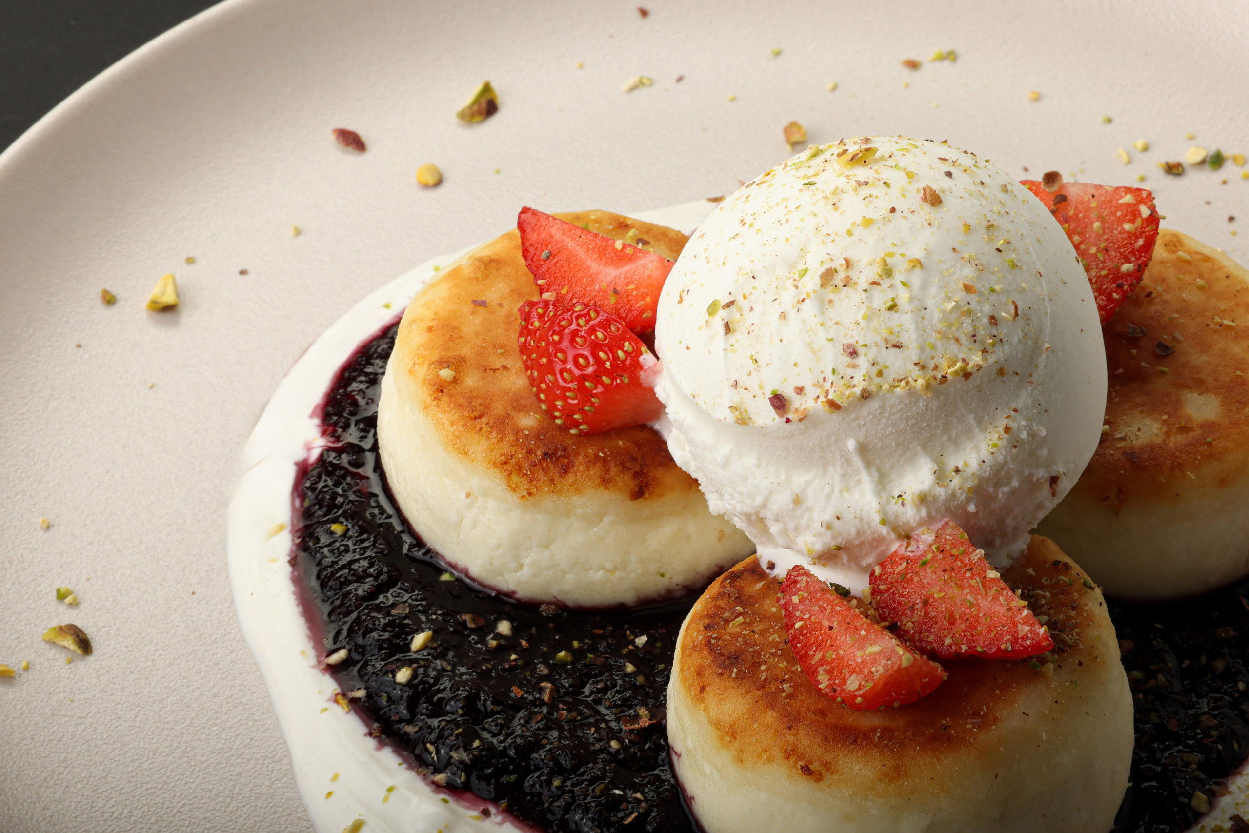 APPLEMANIA. Фотограф Самира Абдуллаева