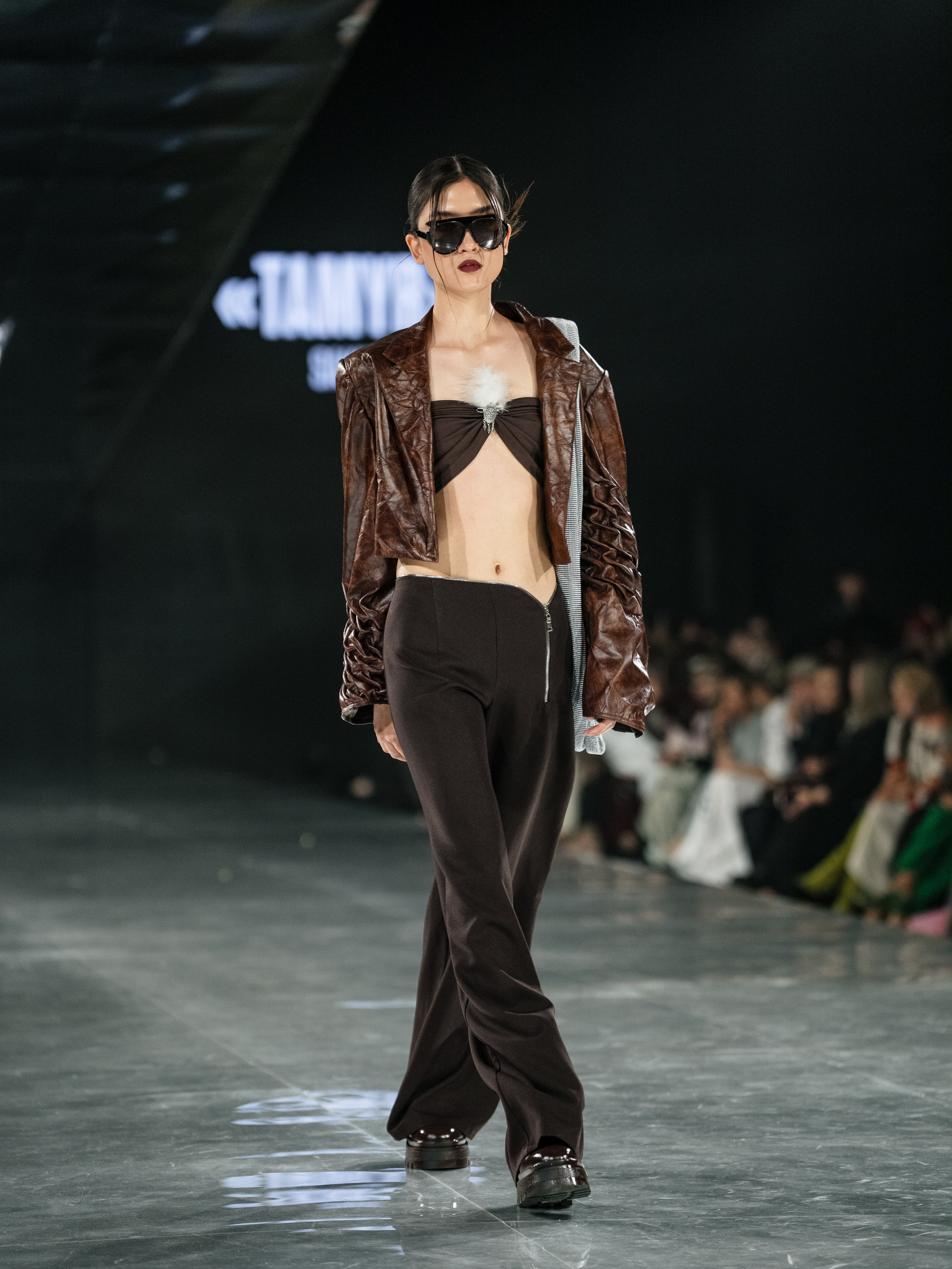 Visa Fashion Week SAKH. Сайт Алматинского НЮ АРТ, будуар и фэшн фотографа Дениса Карпенко