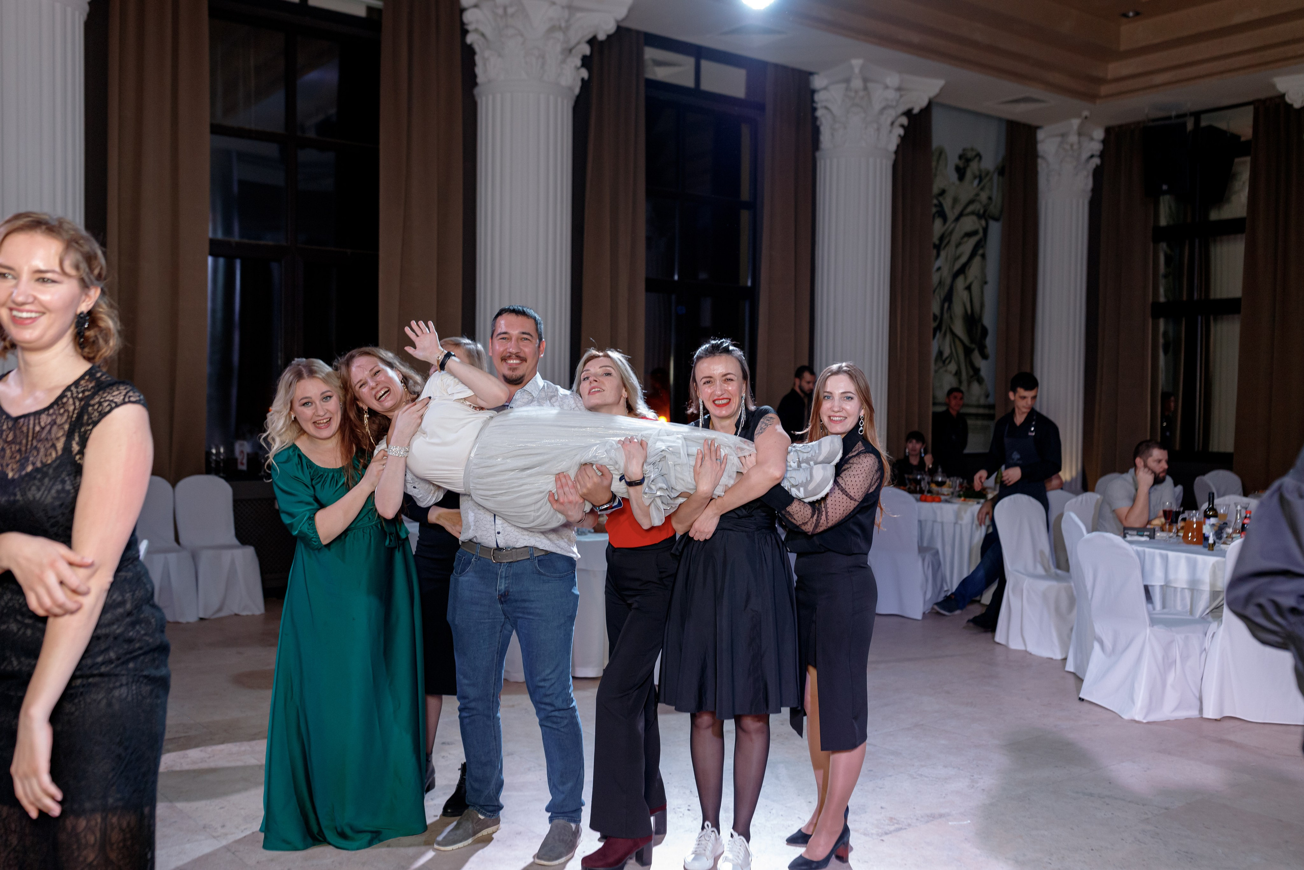 Репортажная фотосъёмка — корпоратив Tele2 2024