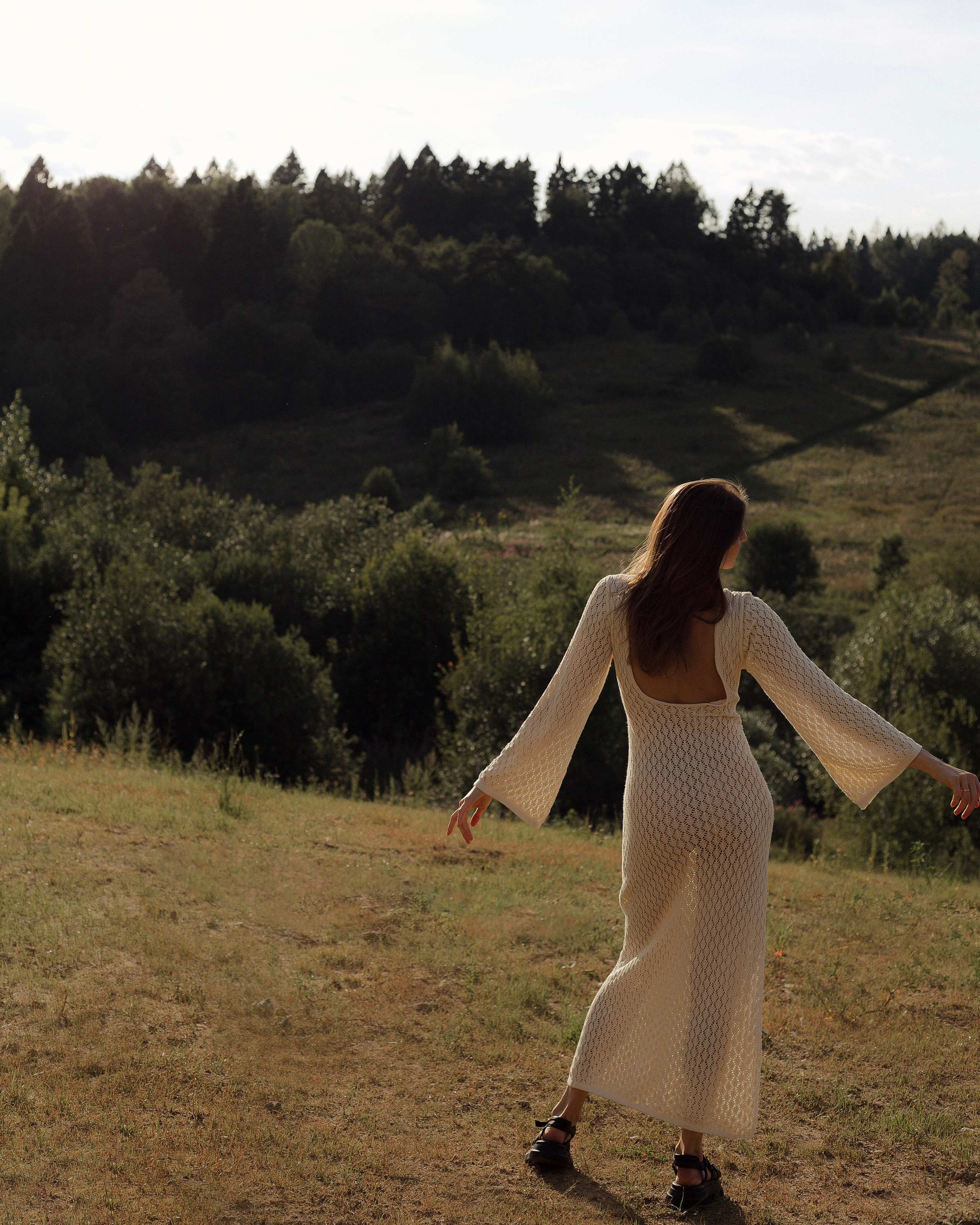 Съёмка в поле. Женский и лавстори фотограф в Москве Елена Аксютко