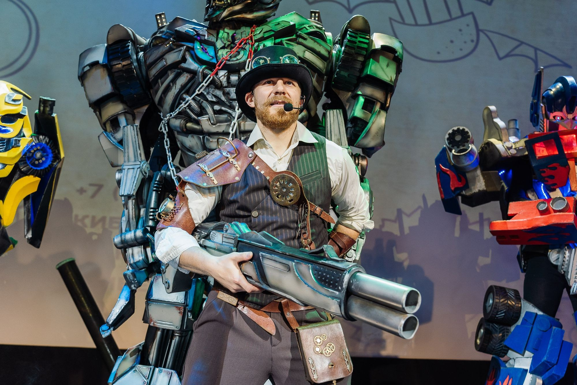 «Автоботы: Битва за Кибермир»