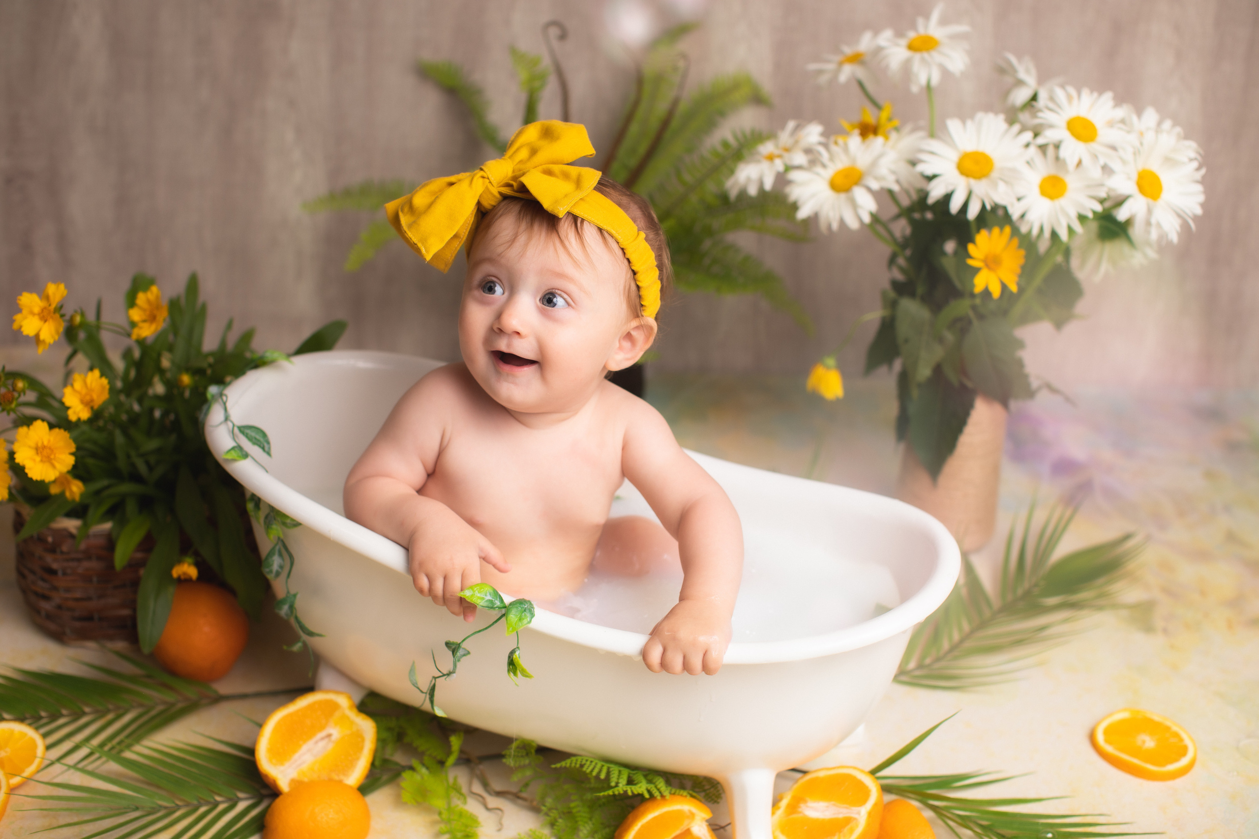 Молочные ванночки (доплата 1000 руб). Фотограф новорождённых и детей до года на КМВ