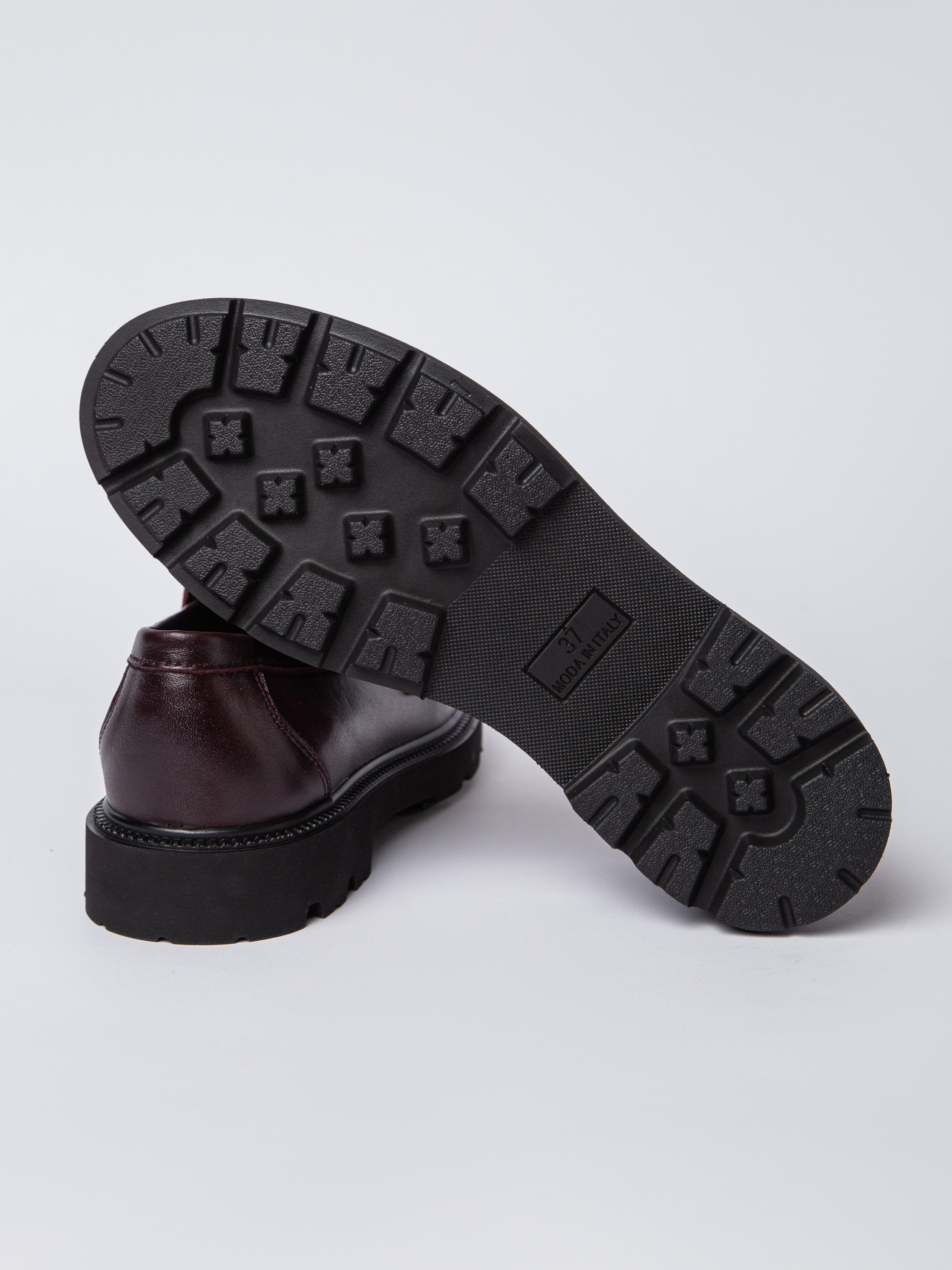 Съемка обуви для брендов и каталогов в Москве Фотограф Анна Татаурова. Фотограф Анна Татаурова | Авторская фотосъемка в Москве