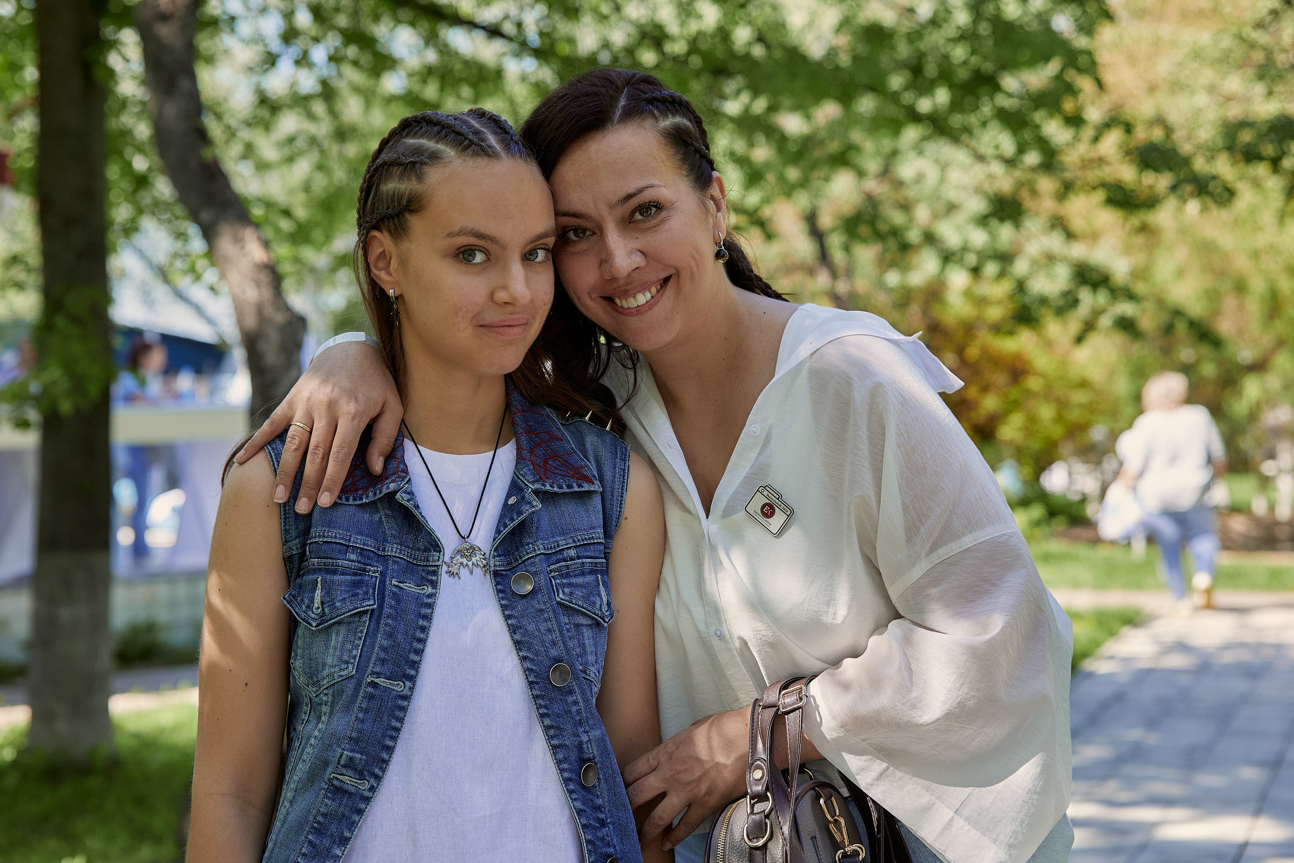 Выпускной Karneeva.online 2024. Репортажный и семейный фотограф Ухова Наталья в Москве