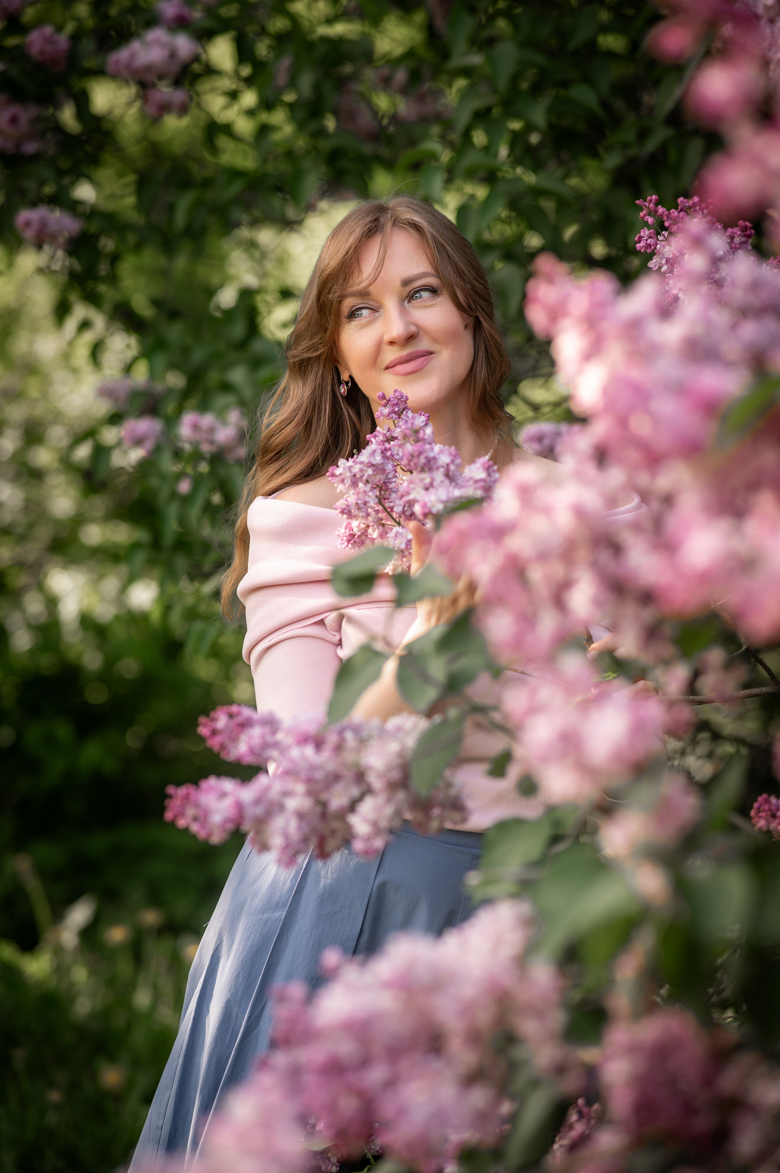 Марина в Сиреневом саду