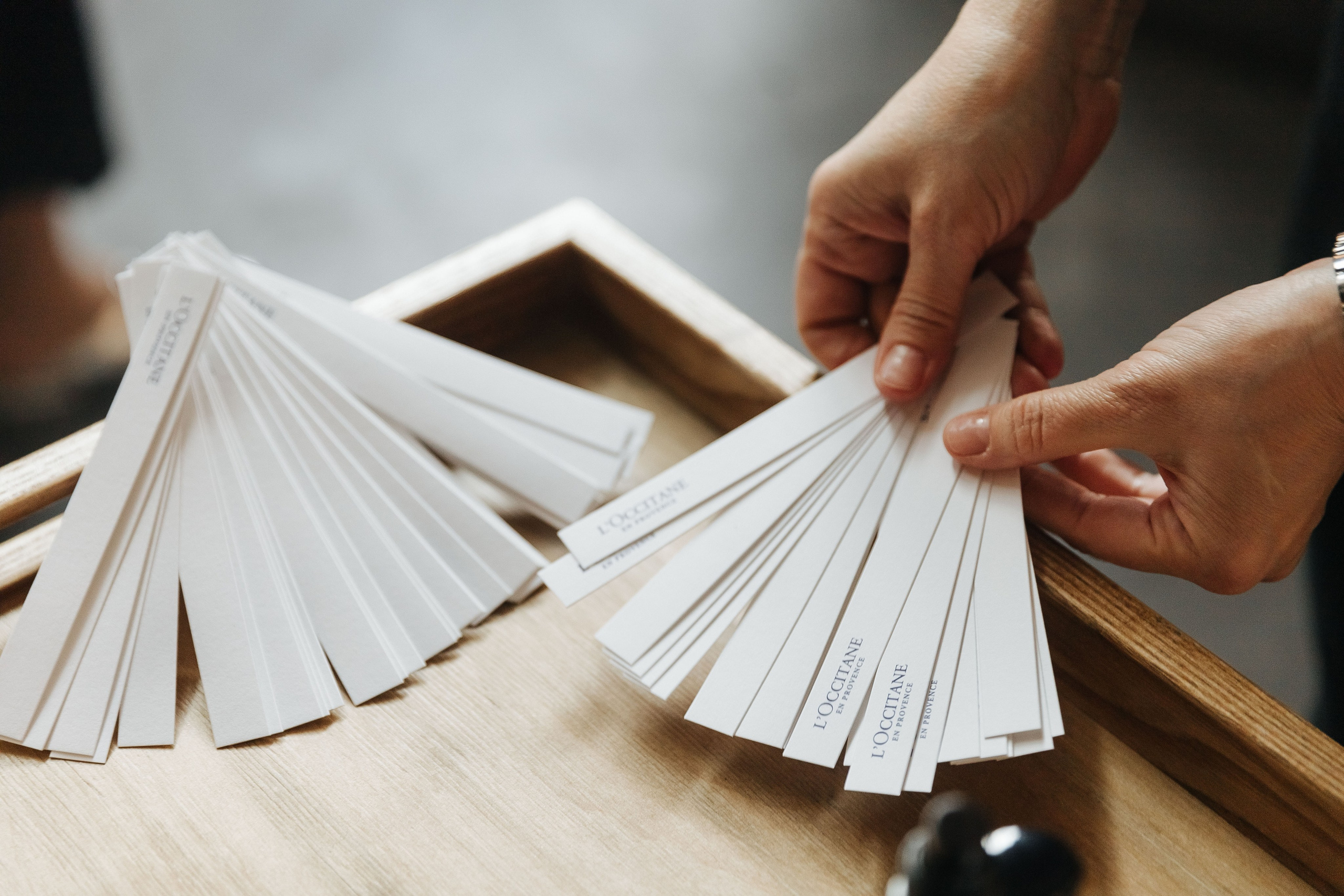 Презентация открытия магазина женской одежды GLVR в ресторане Fresco. Фотограф в Красноярске Надежда Воскресенская