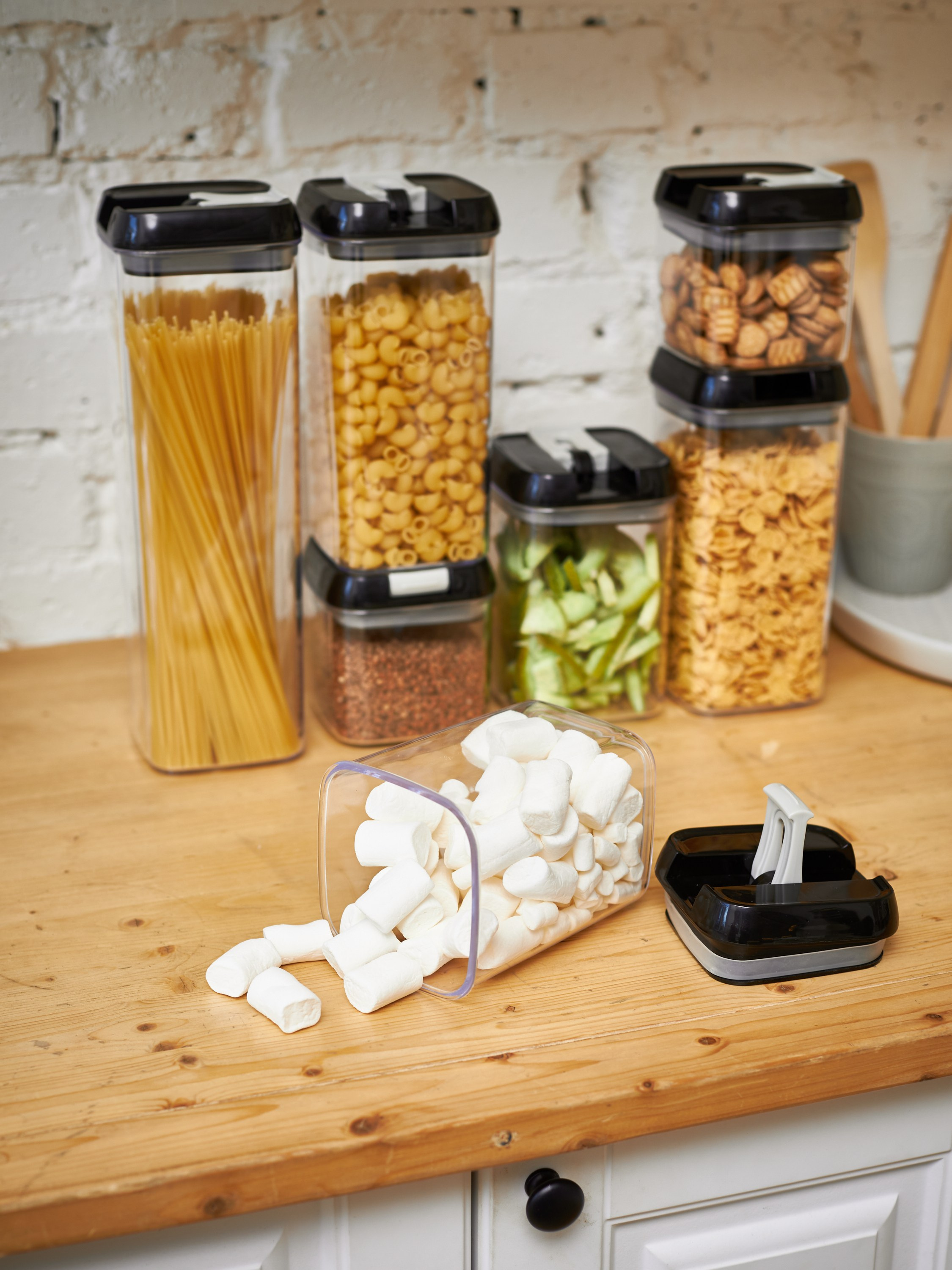 Контейнеры. Фотограф Екатеринбург Анастасия Жерновская | Маркетплейсы и нейрофото