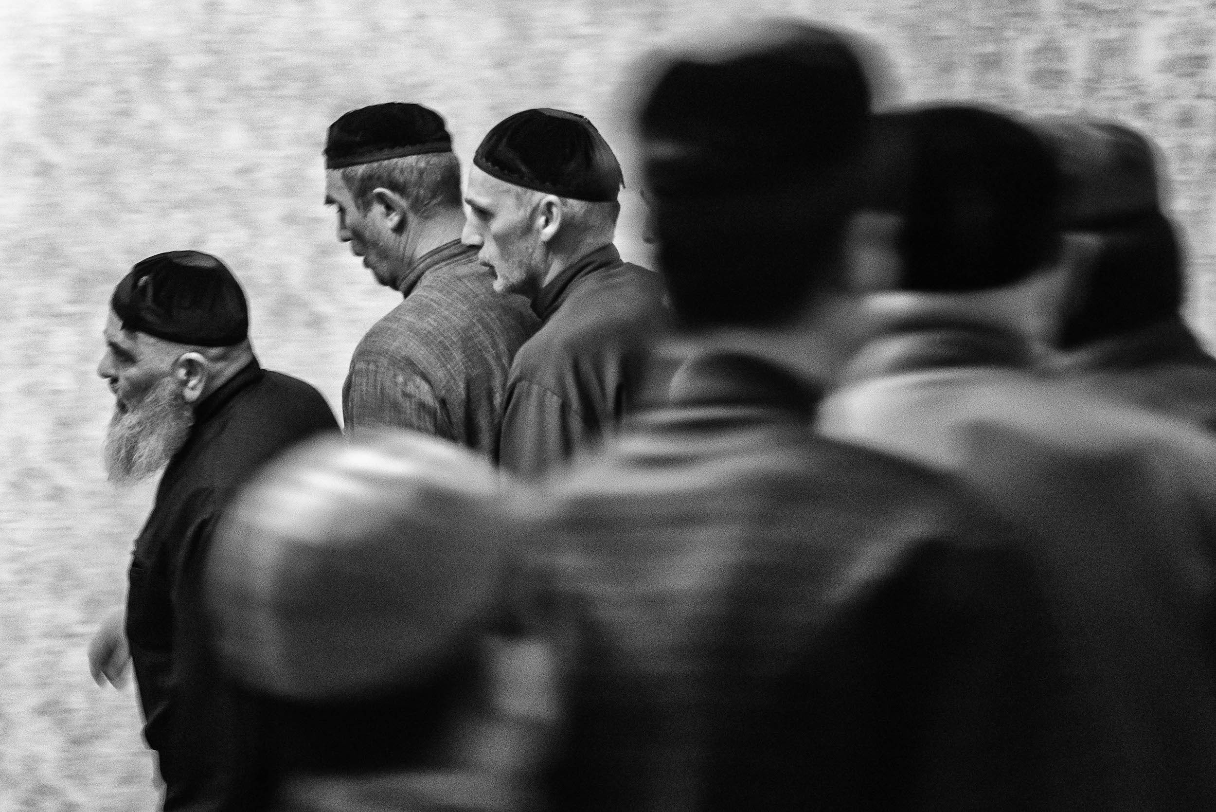 Зикр – серьезное физическое упражнение. Бывший муфтий Ингушетии рассказывал, что, благодаря ему, стал в армии чемпионом по марафонскому бегу.