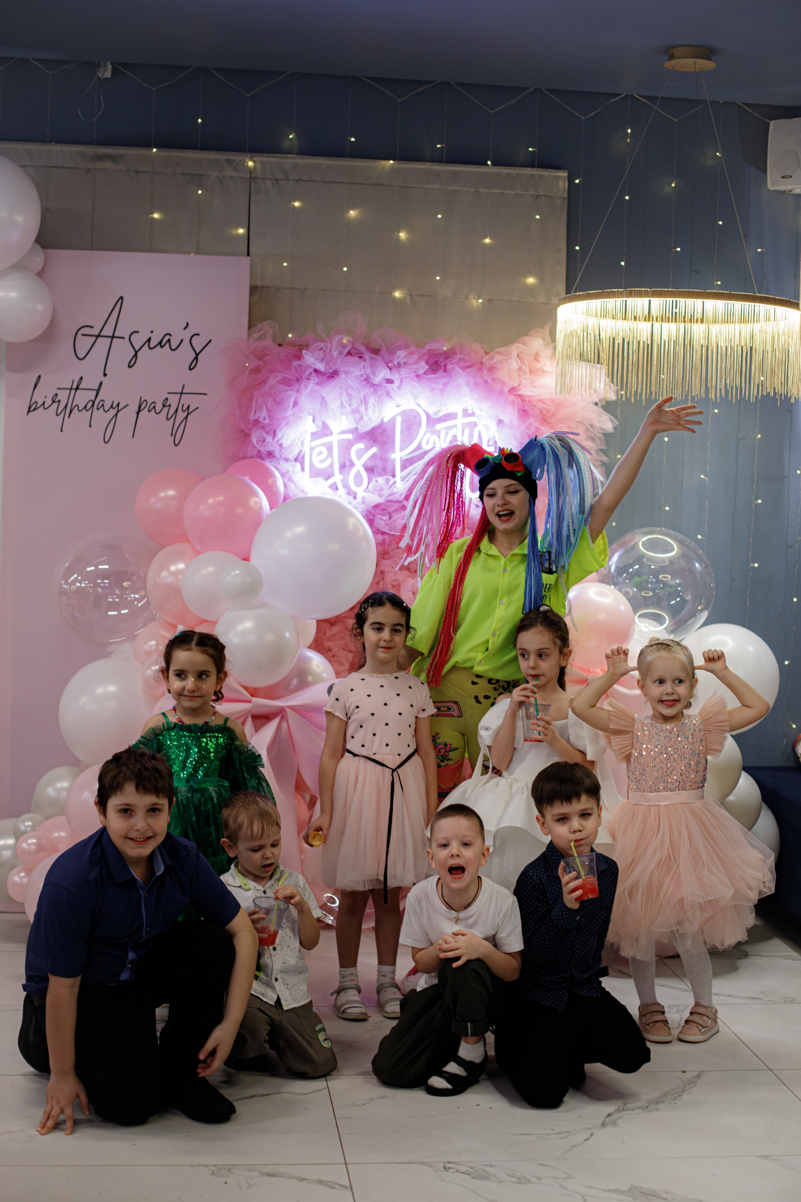 ASIA'S BIRTHDAY PARTY. Photokarish