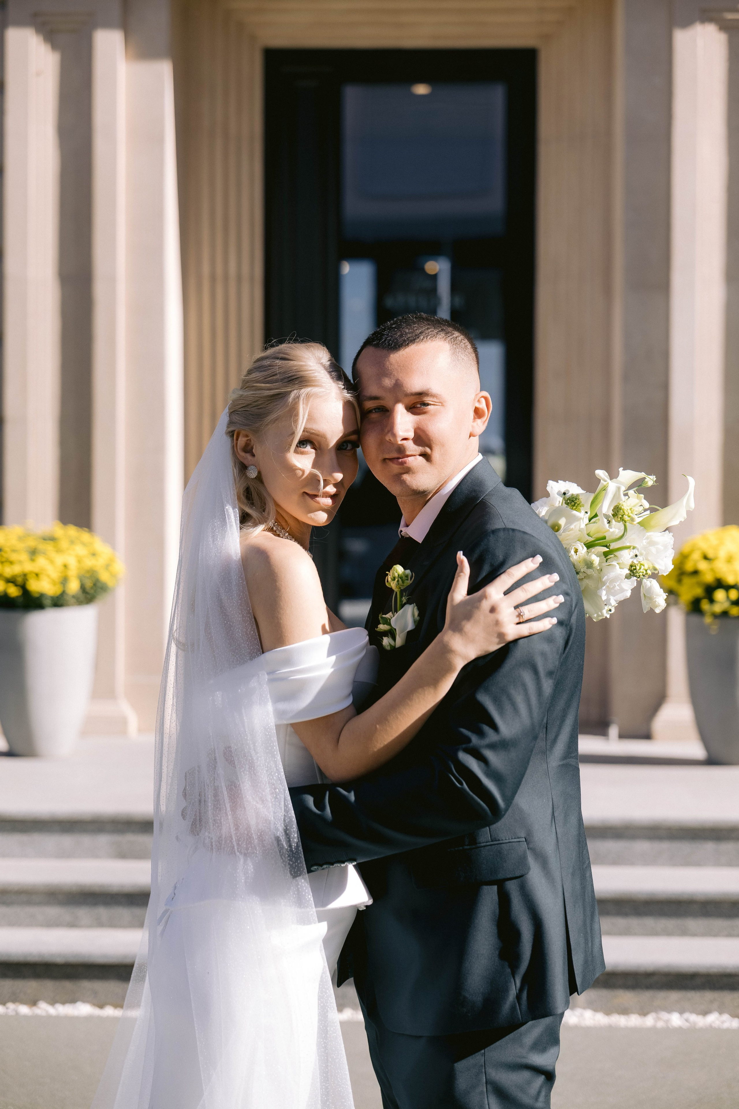 Ангелина, Ефим (прогулка после ЗАГСа). Фотограф в Волгограде Кристина Прохоренко