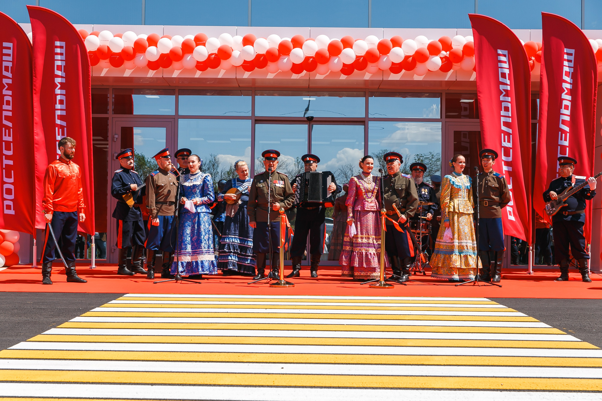 Открытие дилерского центра Ростсельмаш. Событийный фотограф Максим Бескоровайновнов