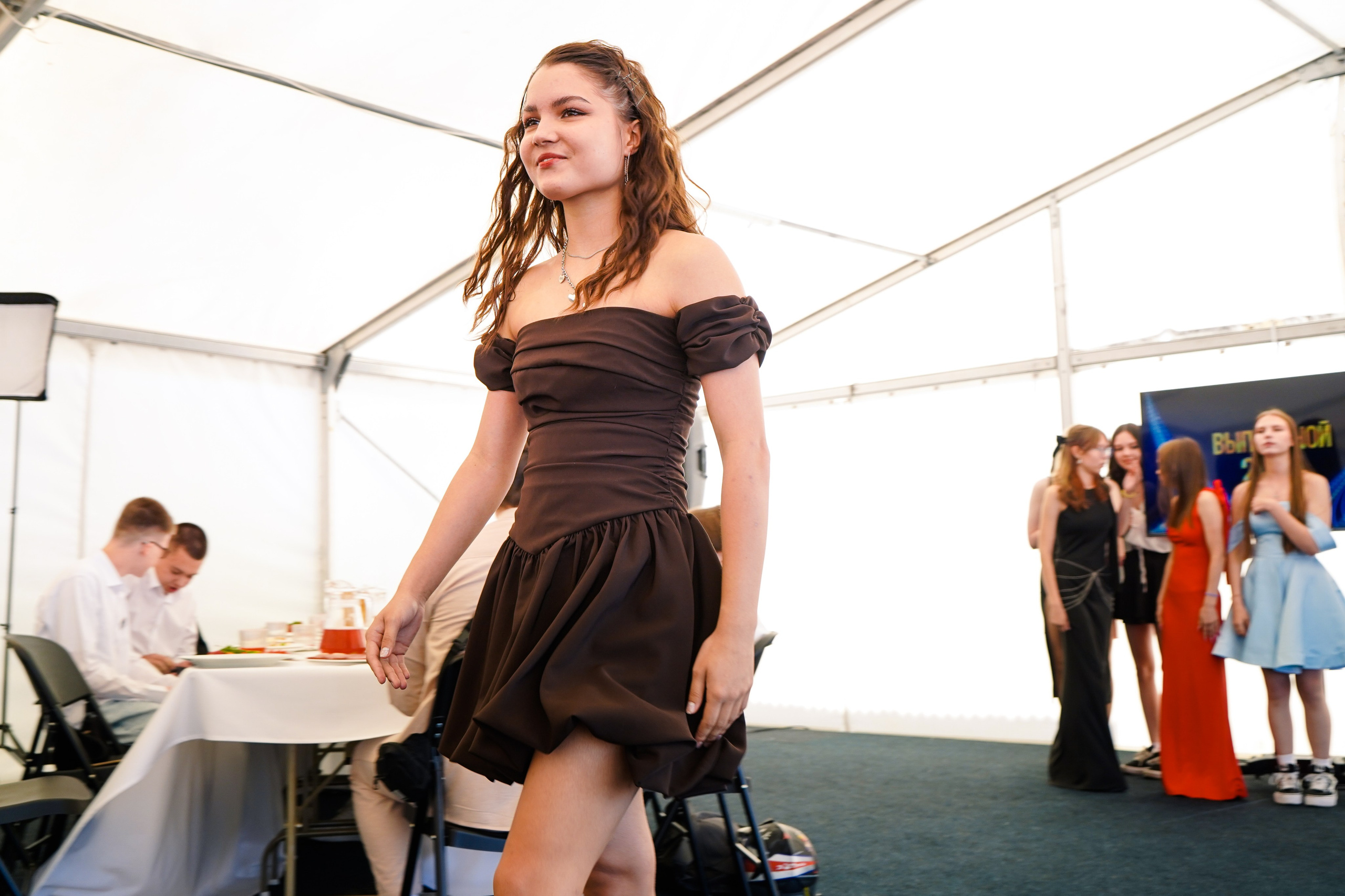 Выпускной 9 класса школа 19 в Коматек. Семейный и портретный фотограф в Екатеринбурге Анна Лобанова