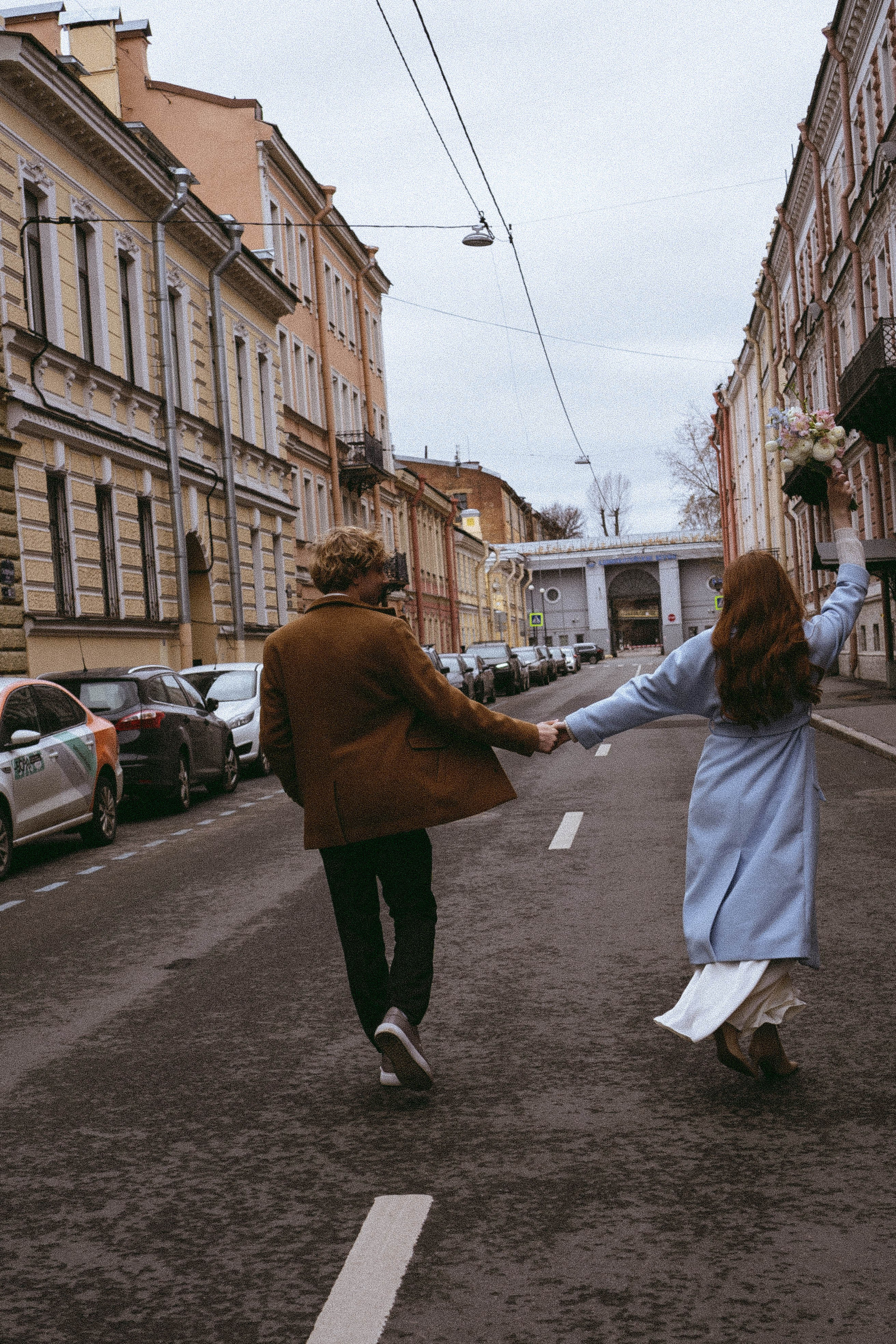 СВАДЕБНАЯ СЬЕМКА В ОТЕЛЕ. СБОРЫ ЖЕНИХА И НЕВЕСТЫ И ТАКЖЕ ТОР И ПОДГОТОВКА К ПРОГУЛКЕ И ПРОГУЛКА ПО ПЕТРОГРАДКЕ. Профессиональный фотограф, Санкт-Петербург — Виктория Богомолова