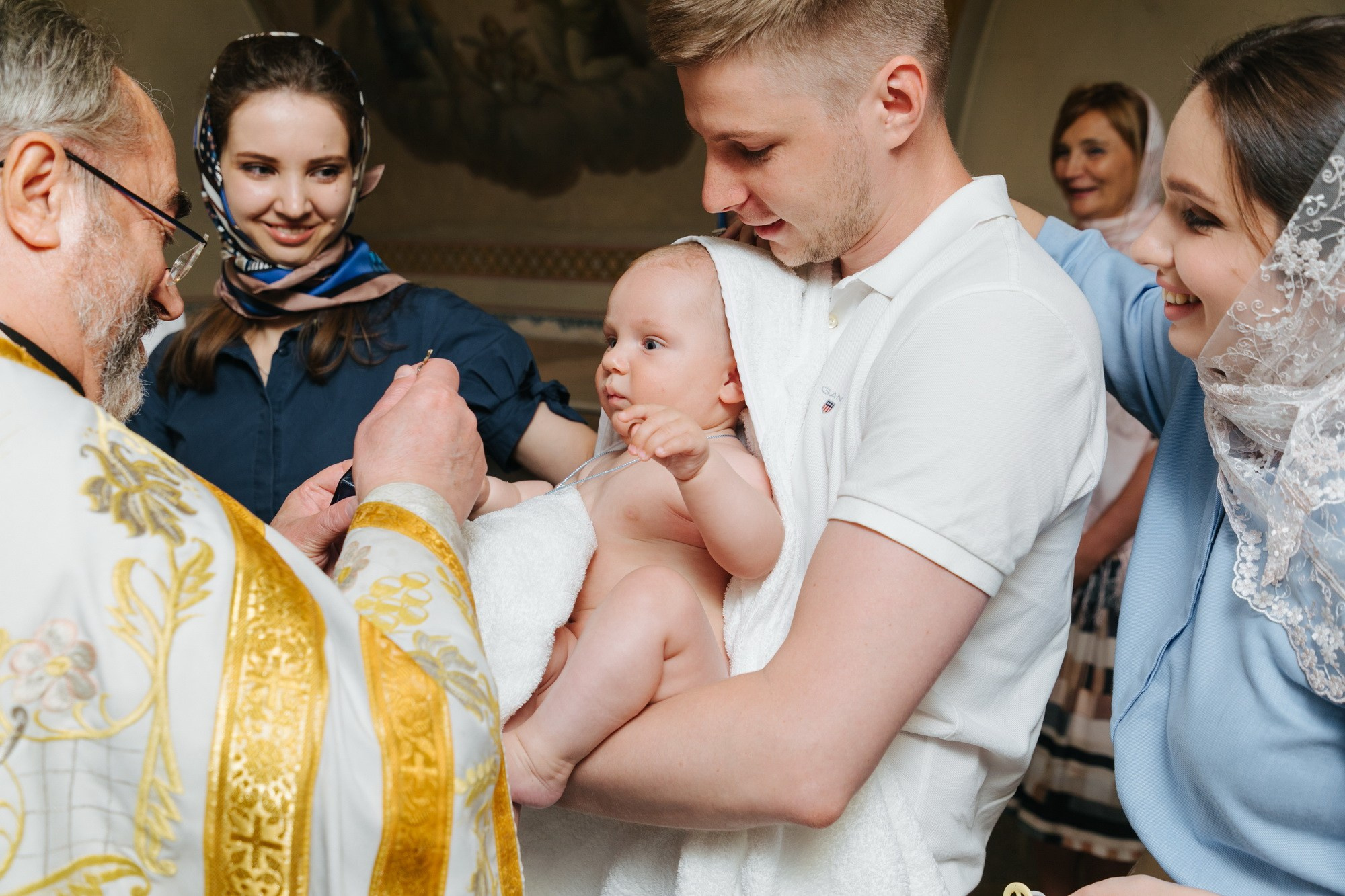 Крещение Троицкий собор Александро Невской лавры. Фотограф на крещение в Санкт Петербурге