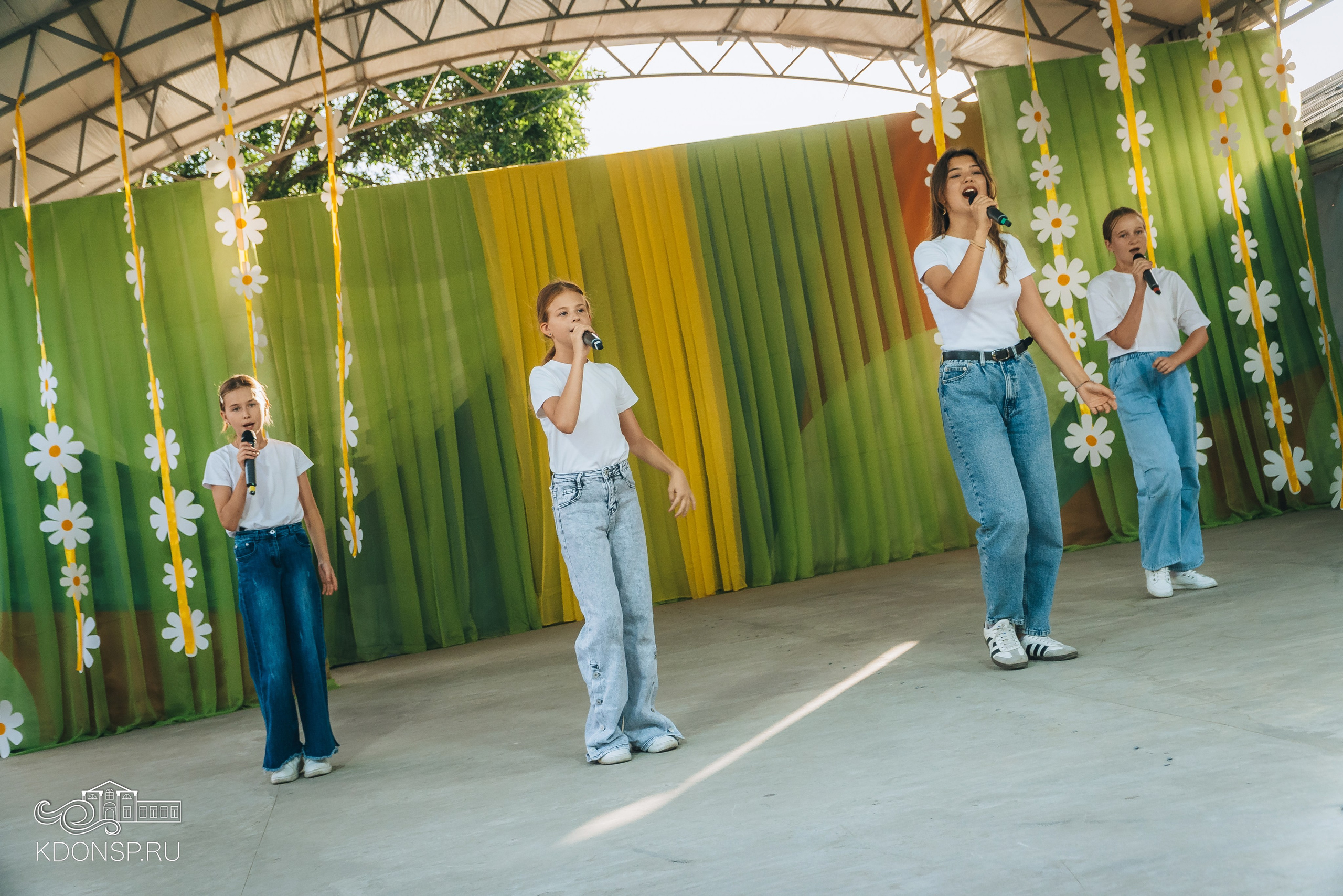 День семьи, любви и верности. Новотитаровский Дом культуры