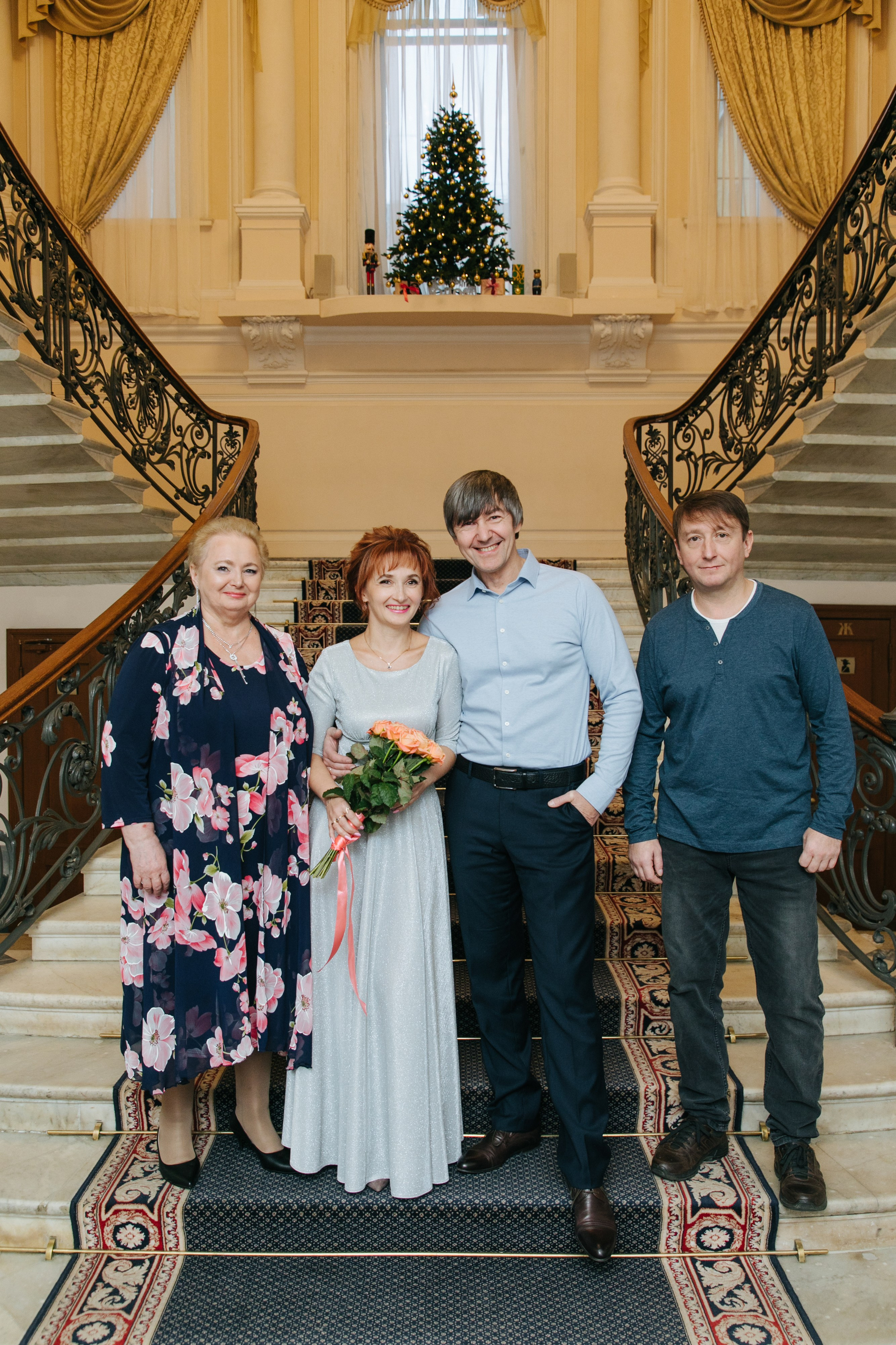 Фотосъемка юбилея, 25 лет со свадьбы. 2-й дворец бракосочетания. Фотограф крещение венчание в Петербурге! Помогает подобрать храм и посоветовал душевного батюшку в СПб