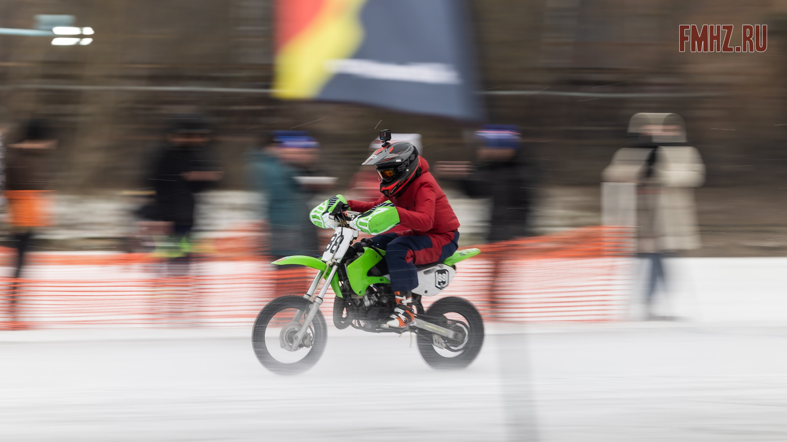 Первый этап Кубка МФР по мотокроссу на льду Большого Крылатского пруда в Москве. 8 февраля 2025 г. Фотограф Владимир Охрименко