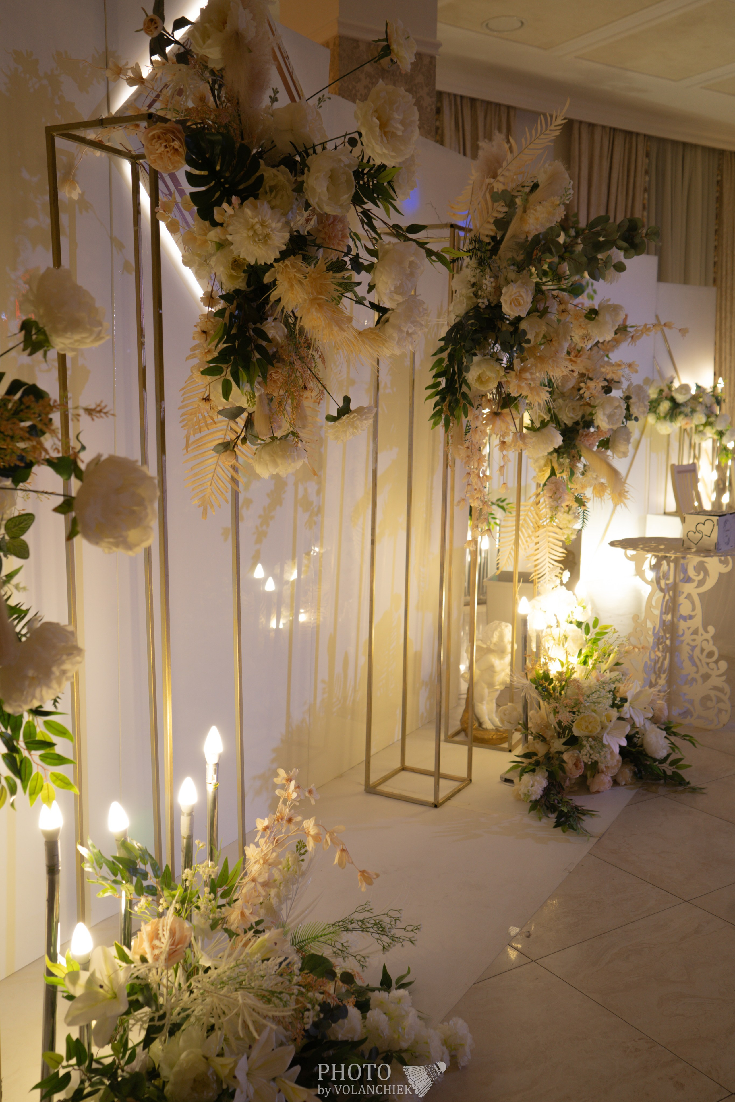 Свадебная фотосессия. Photo by Volanchiek