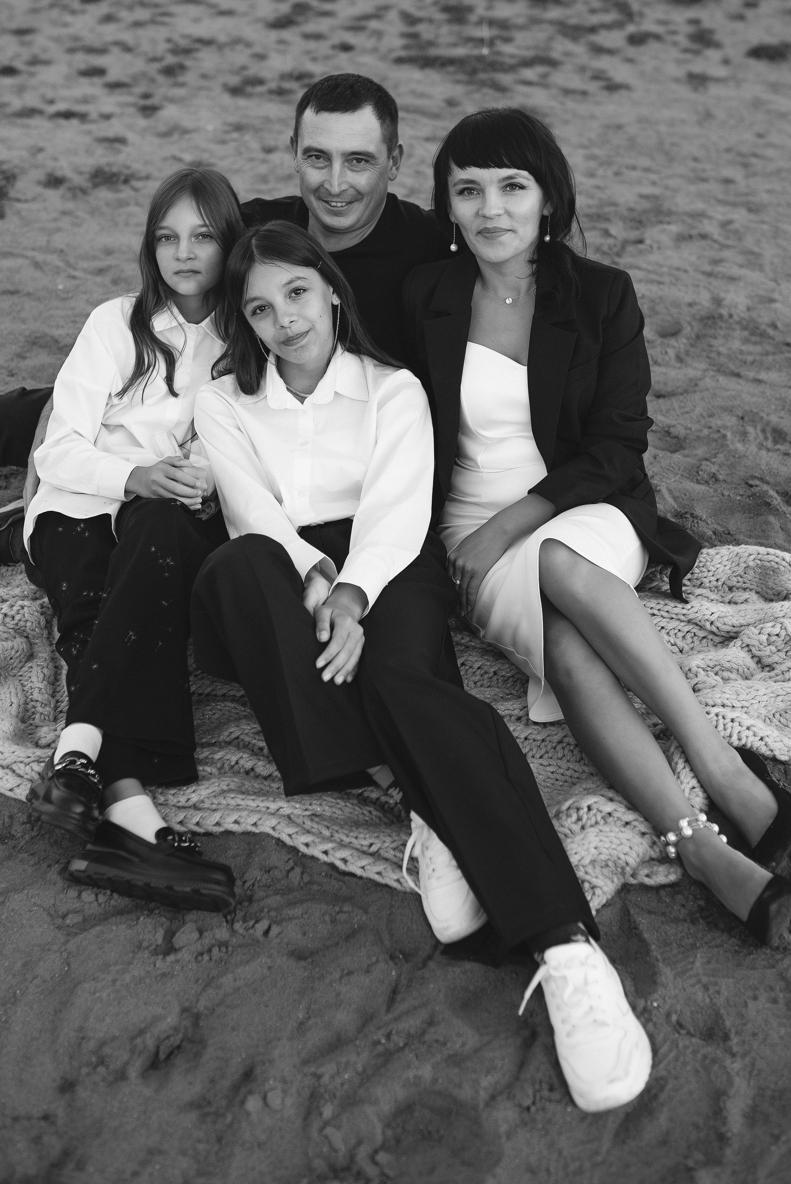 Рустэм, Лиана и дочки. Семейный и newborn фотограф в Уфе Елена Сакурова