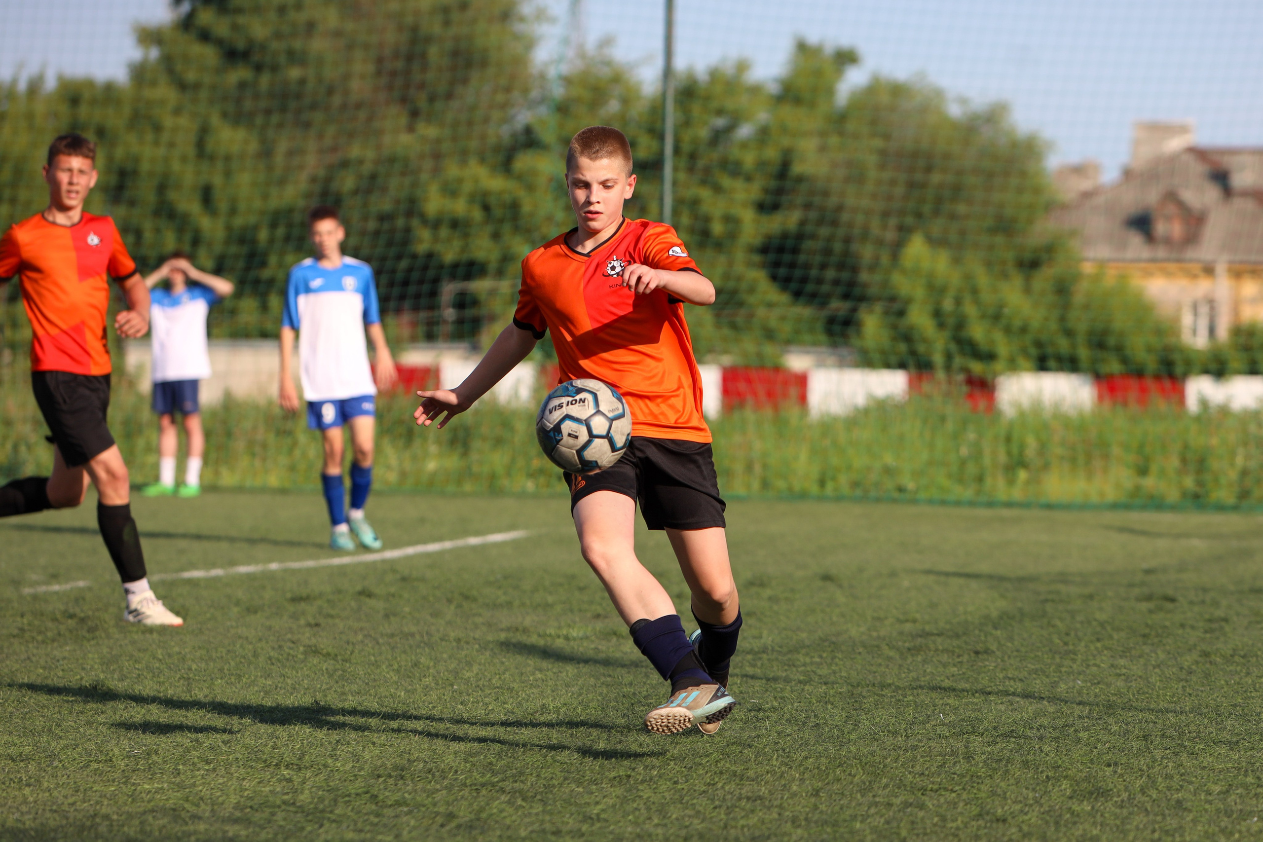 Кинель — Виктория Унион. Чемпионат СФПЛ. Молодежная футбольная лига U-15. Спортивный фотограф в Самаре