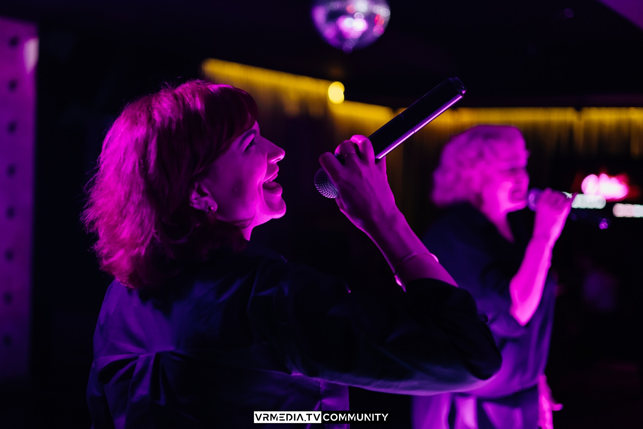 Выходные в караоке-бар «Volna»