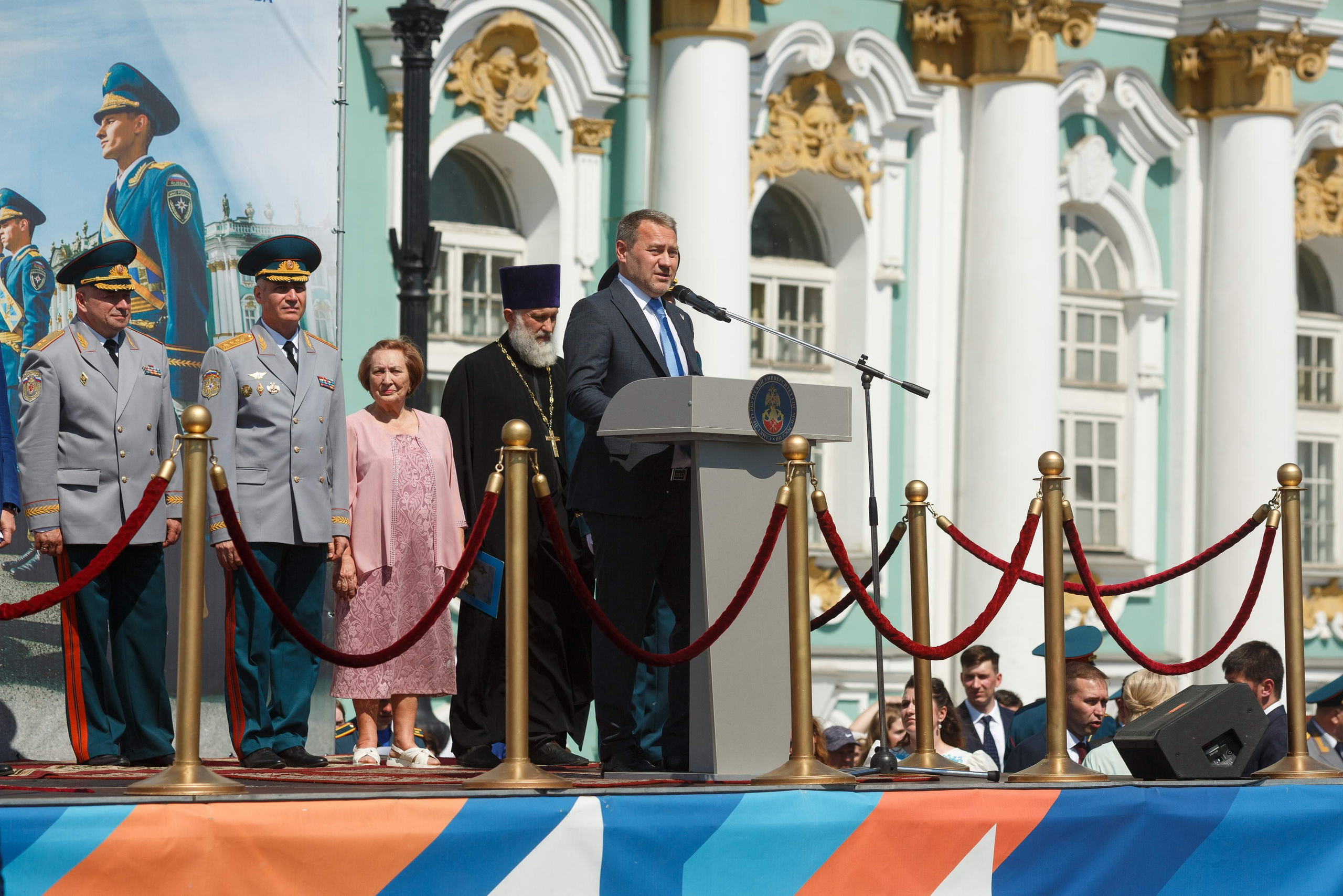 Выпуск офицеров СПб УГПС МЧС России. Свадебный фотограф Игорь Брундасов 8PHOTO на свадьбу венчание загс СПб