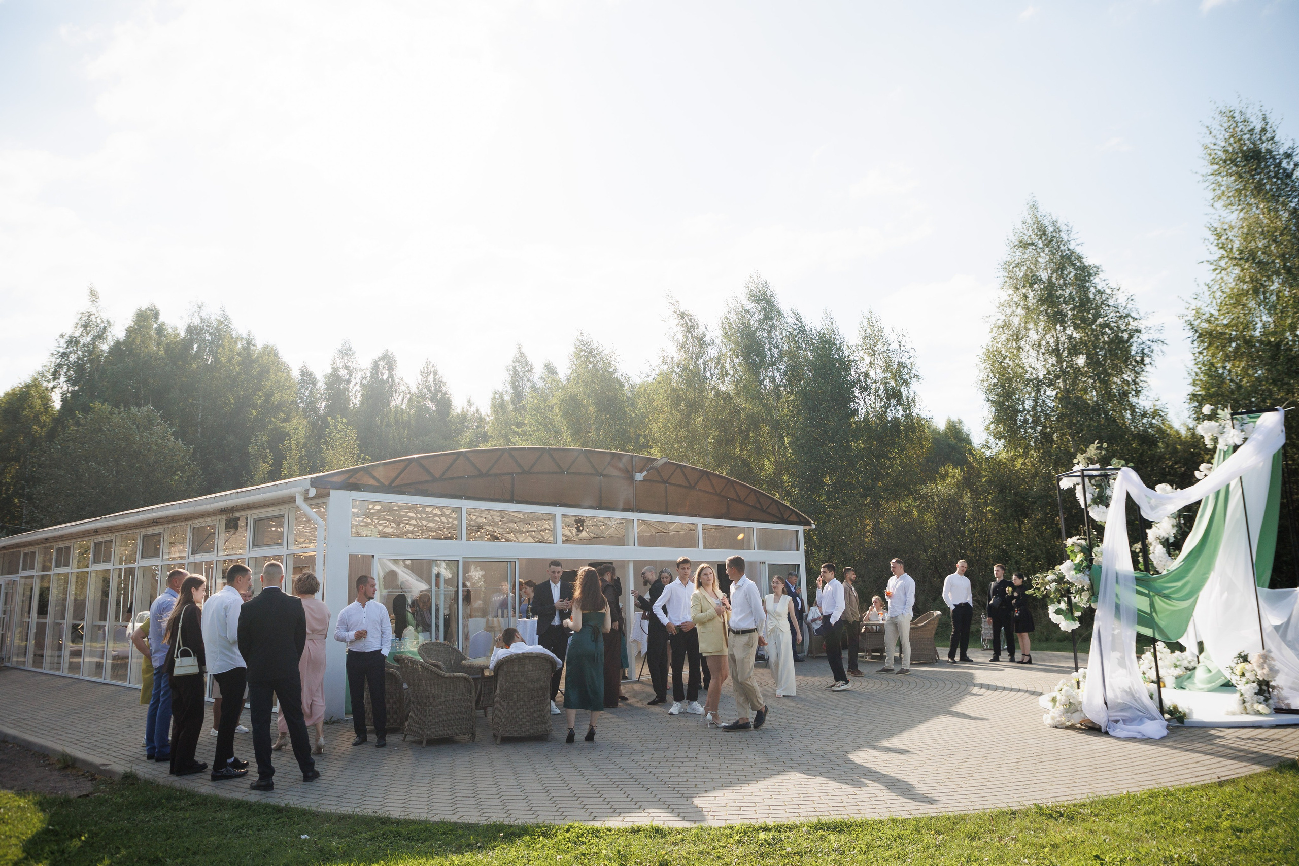 Сентябрь 2025, Белый лис, Выкса. Фотограф городских и семейных событий в Нижнем Новгороде Артем Карпухин