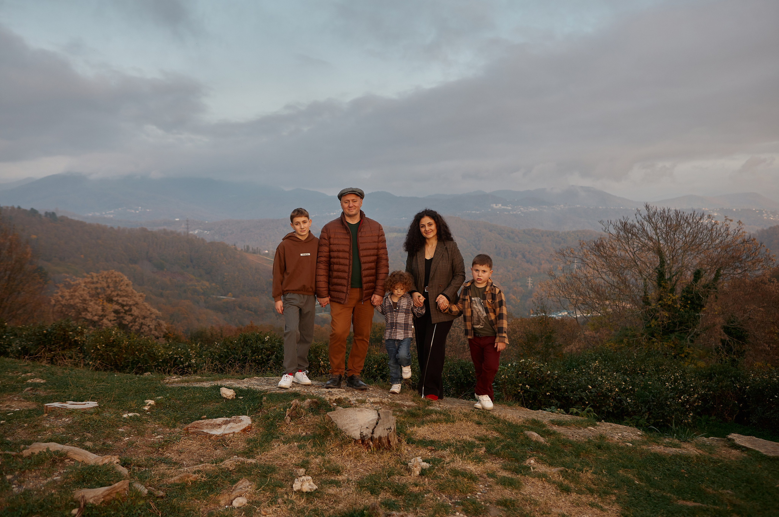 Фотограф Сочи фотограф в Сочи фотосессия в Сочи фотосессия Сочи фотосессия Красная поляна фотограф Красная поляна Фотограф АдлерВизажист Сочи Визажист в Сочи свадьба в Сочи рестораны Сочи девушки укладка макияж мейкСвадьба в Сочи невеста и жених свадебный фотограф девушки сочи рестораны путешествия wedding in the mountains Новогодние фотосессии семейная фотосессия на море лошади конные прогулки в Сочи. Фотосессия с лошадью. Фотосессия в горах. осенняя фотосессия