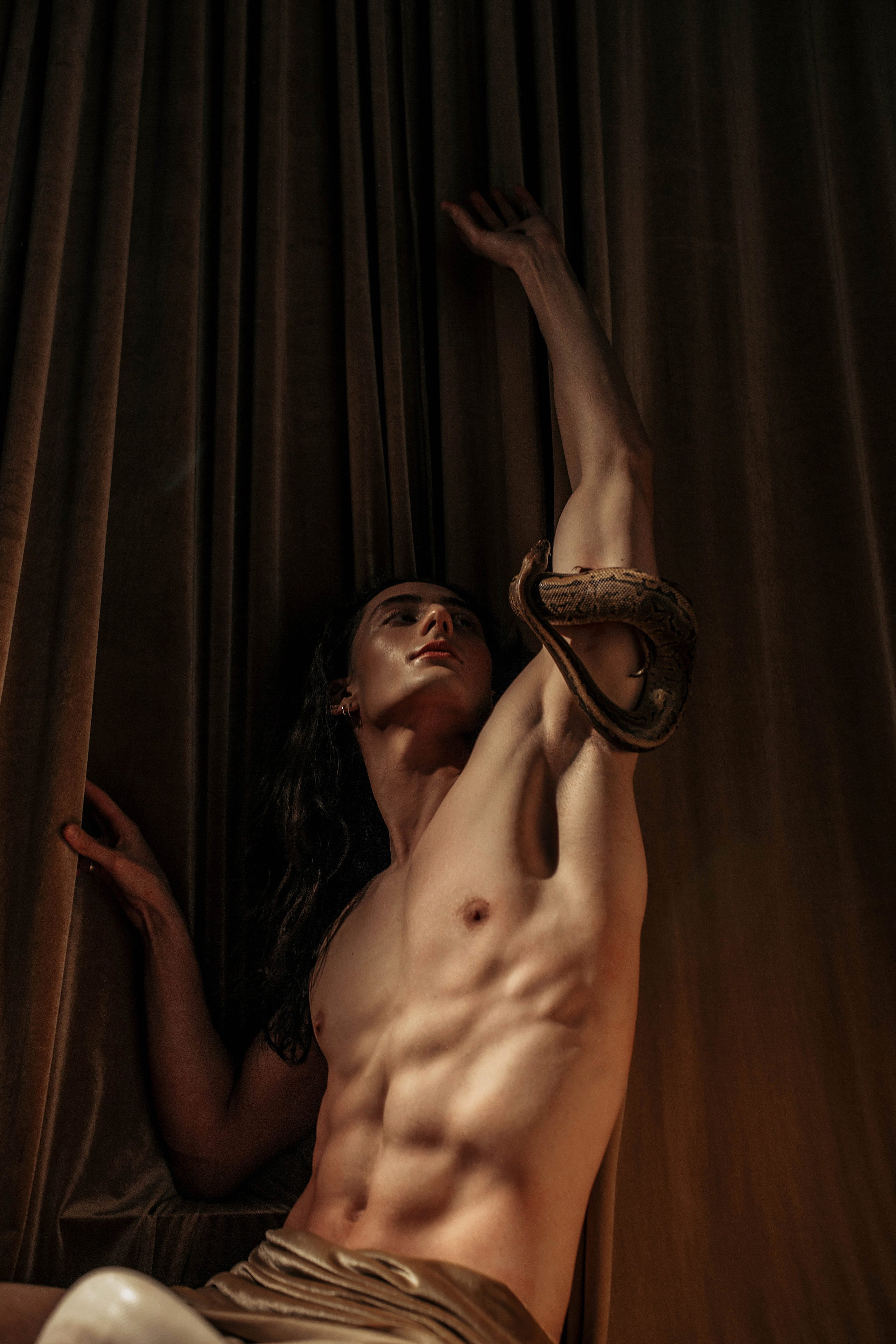 Love, Death & Art. Rischele