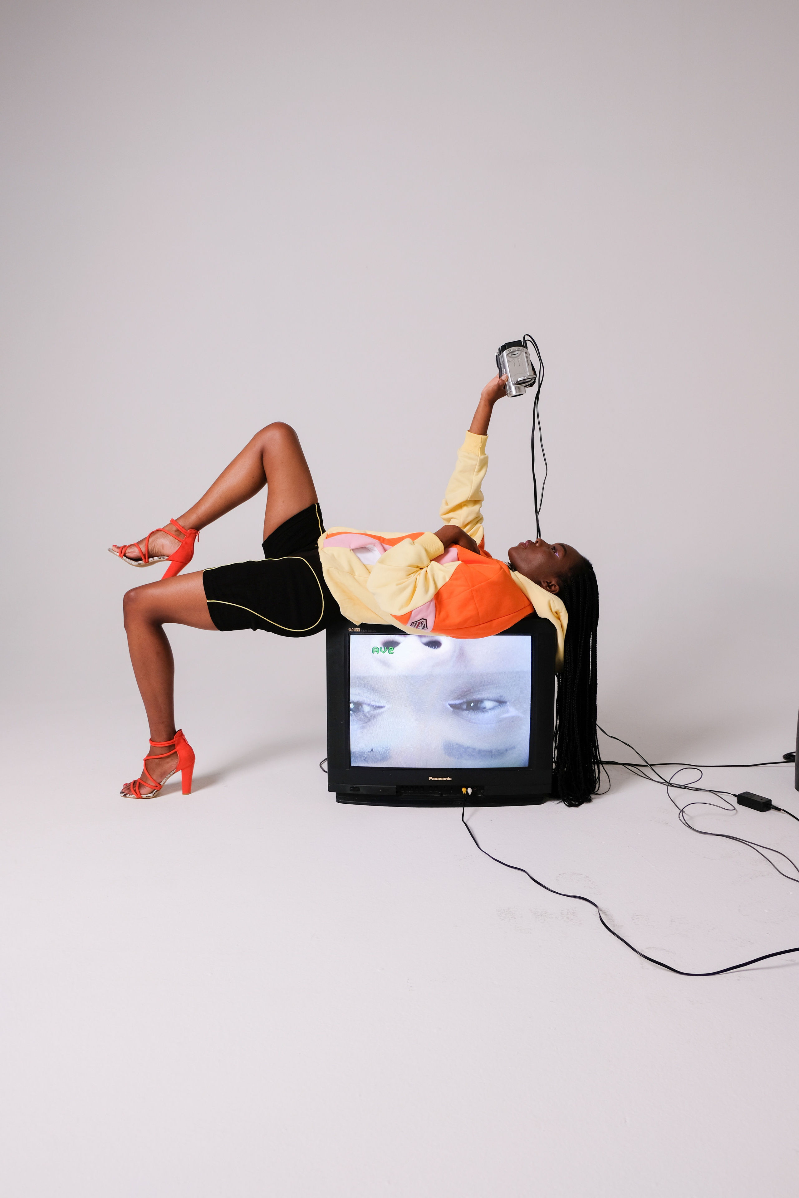 VANYA VANIN '22. Rischele