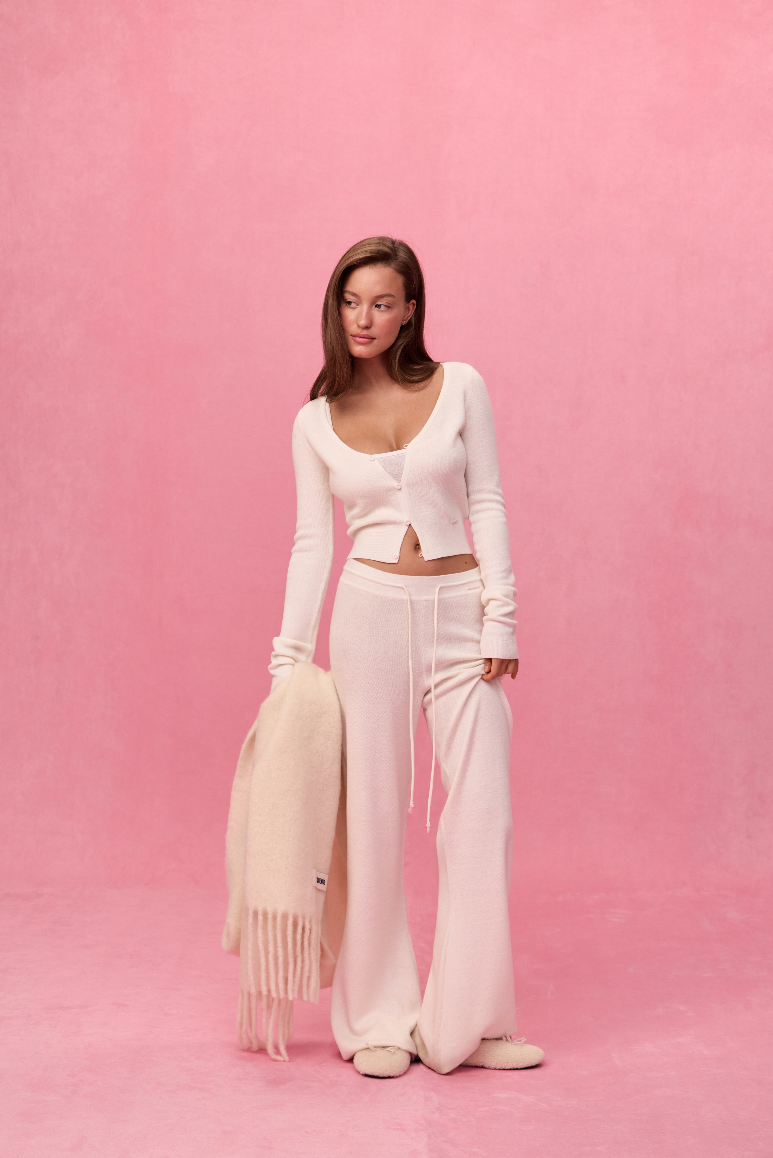 EMBODY. Ретушер для брендов одежды в Москве Струцкая Кристина