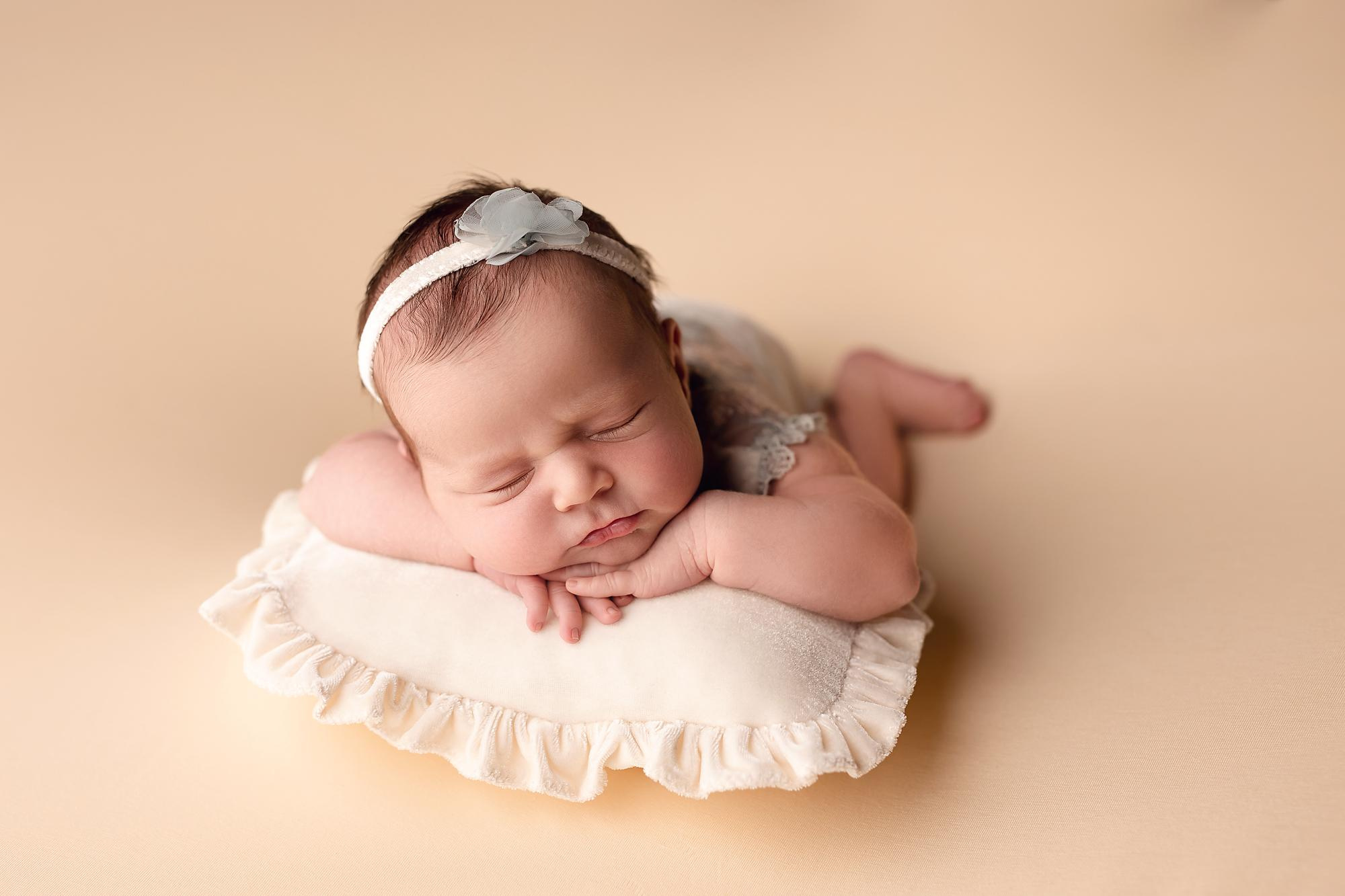 Новорожденные. Фотограф новорожденных