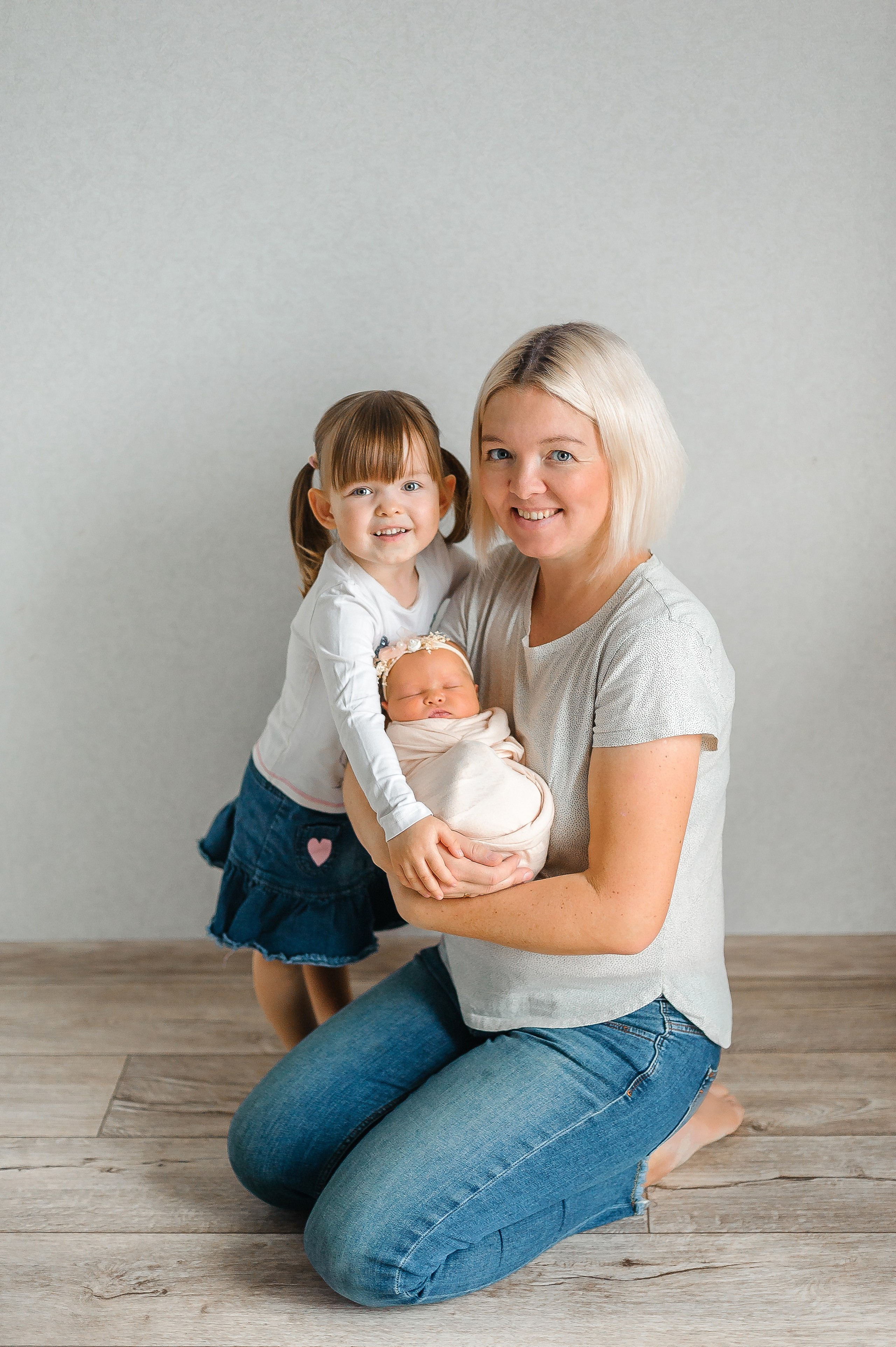 Анюта, 6 дней. Фотограф новорождённых в Йошкар-Оле Ильмира Сидоркина