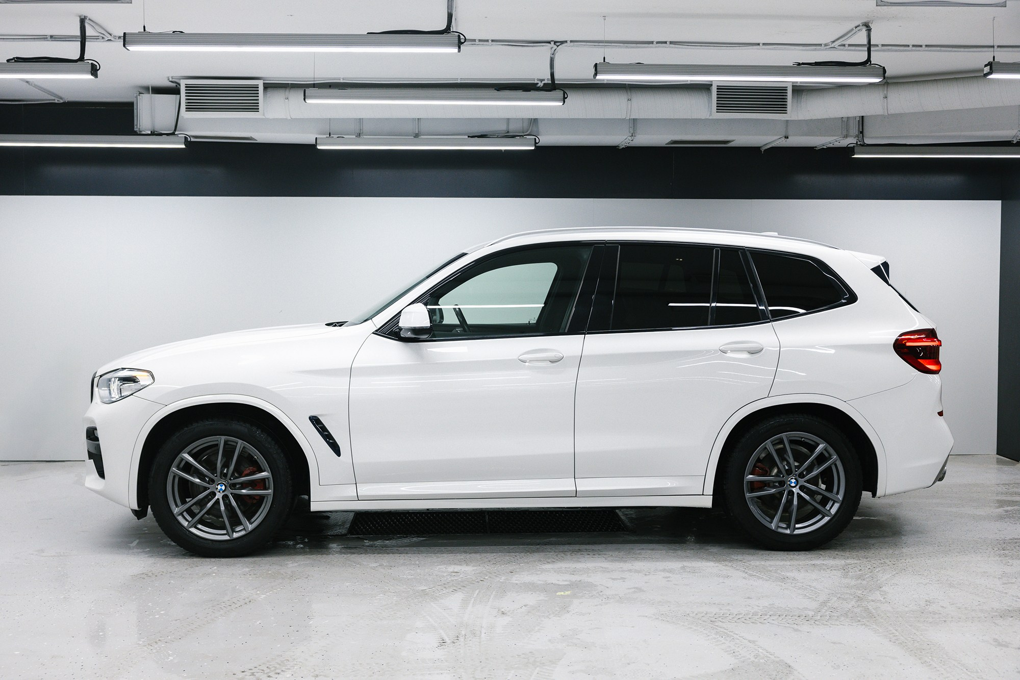 BMW X3 30i 2,0 xDrive Steptronic (252 л. с.). Автосалон «Х-Авто»