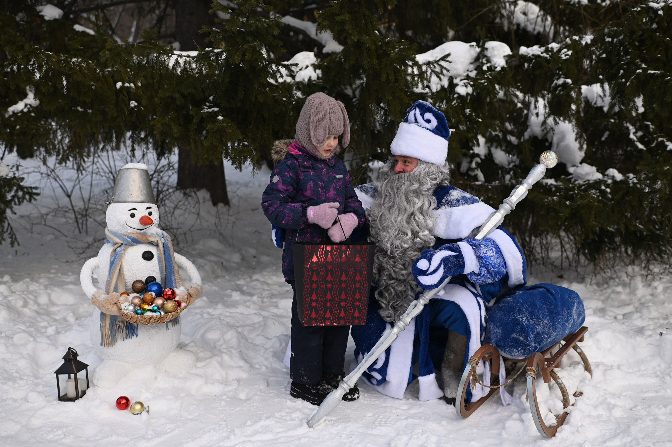 ПОЗДРАВЛЕНИЕ ОТ ДЕДА МОРОЗА. Семейный фотограф Екатеринбург Лора Мур