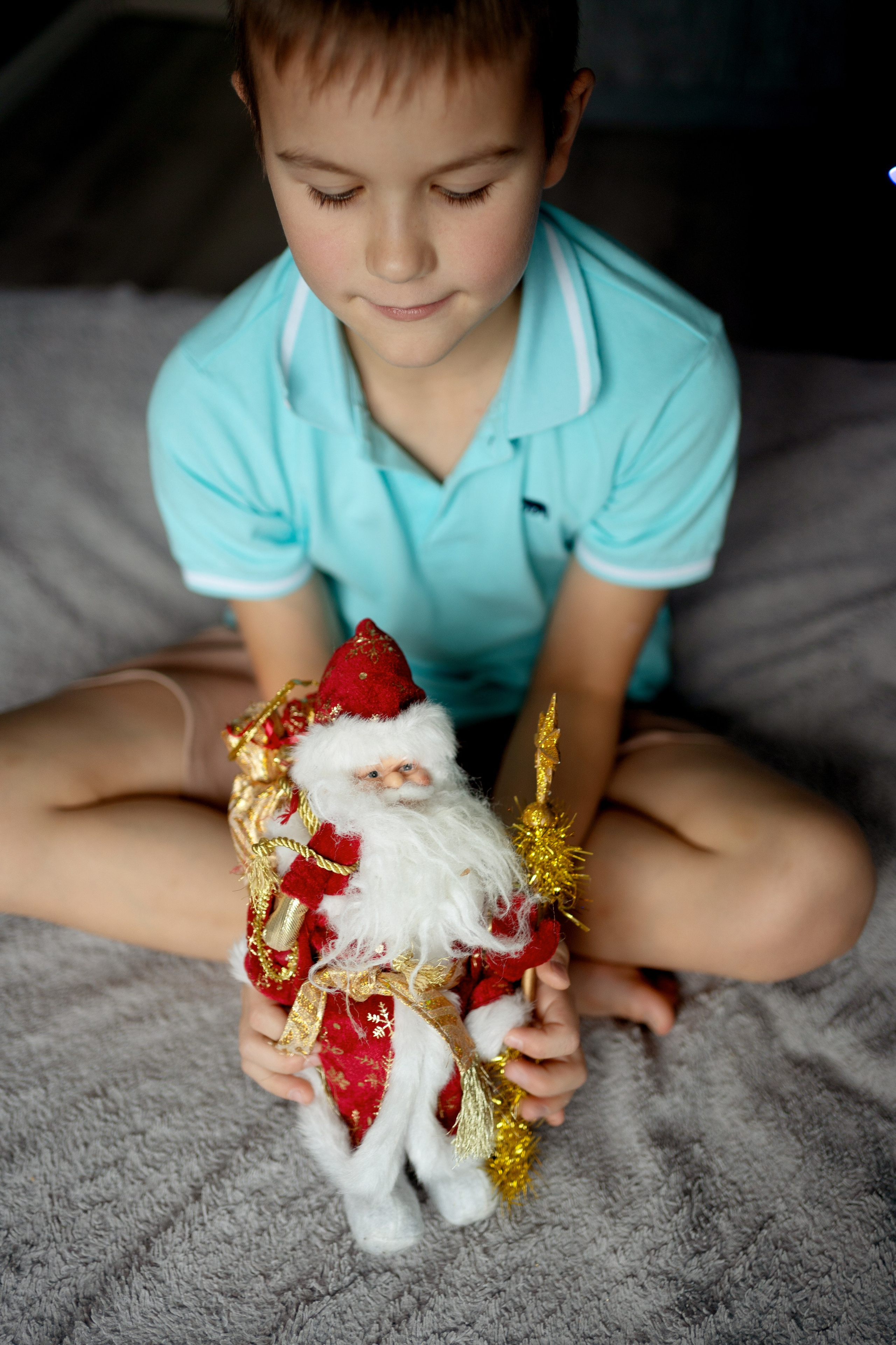 Новогодняя домашняя фотосессия (комната в квартире 14 кв.м). Семейный и детский фотограф в Москве Екатерина Офицерова