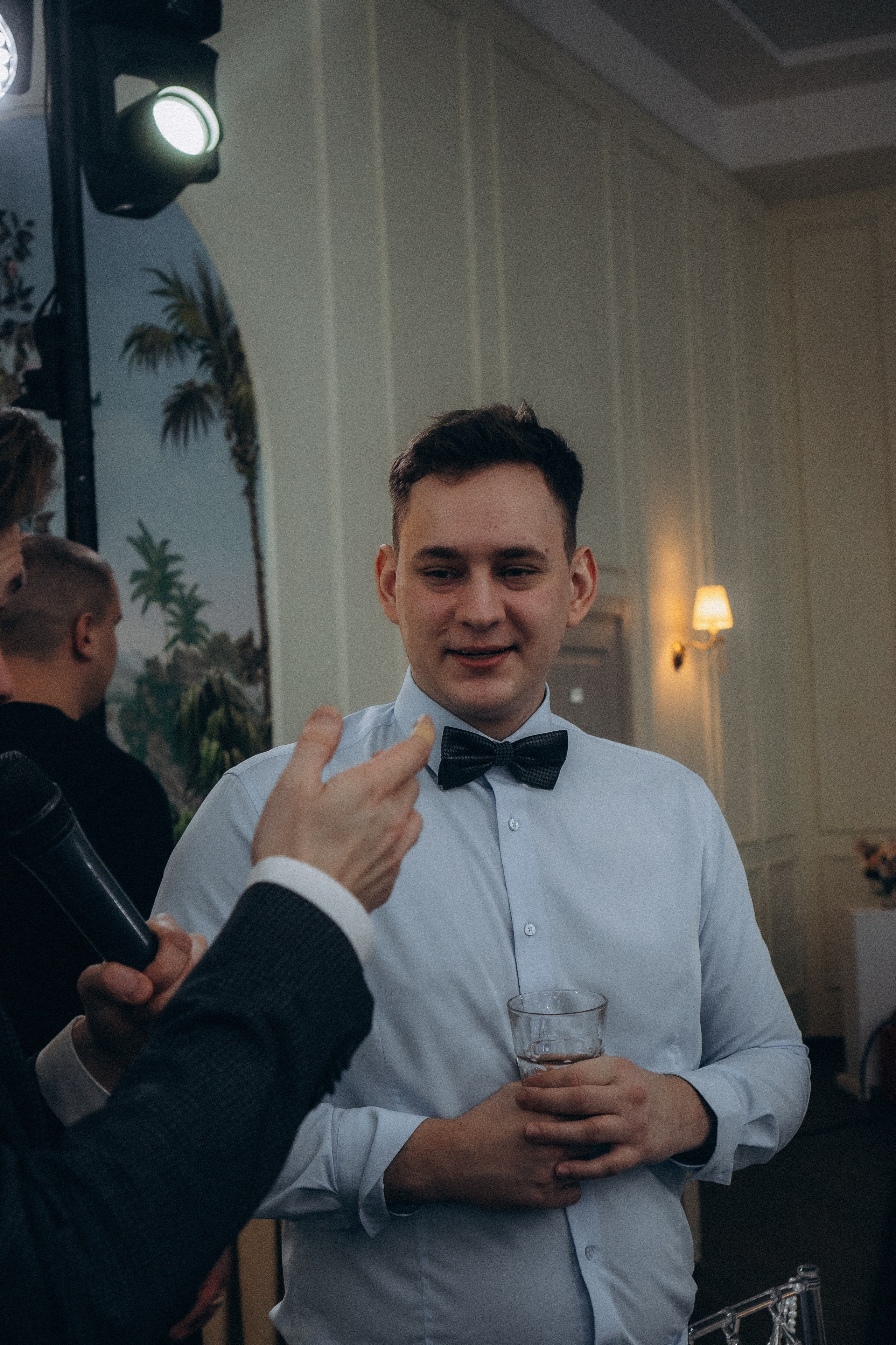 СВАДЕБНАЯ СЬЕМКА СБОРОВ В ОТЕЛЕ И ВЫЕЗД НА ЦЕРЕМОНИЮ (СНЯТО В СИБИРЕ В НИЖНЕВАРТОВСКЕ). Профессиональный фотограф, Санкт-Петербург — Виктория Богомолова