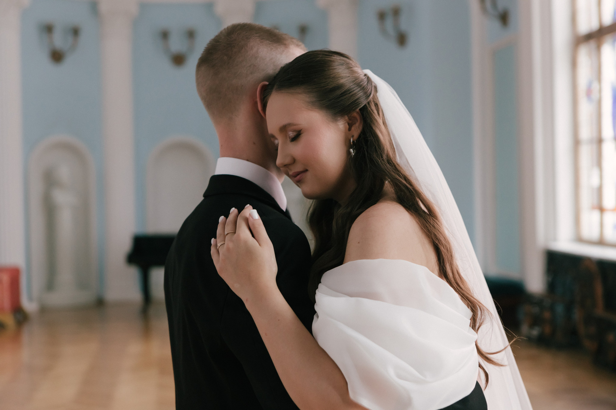 Михаил и Ксения. Портретный и свадебный фотограф Айгюн в городе Йошкар-Ола