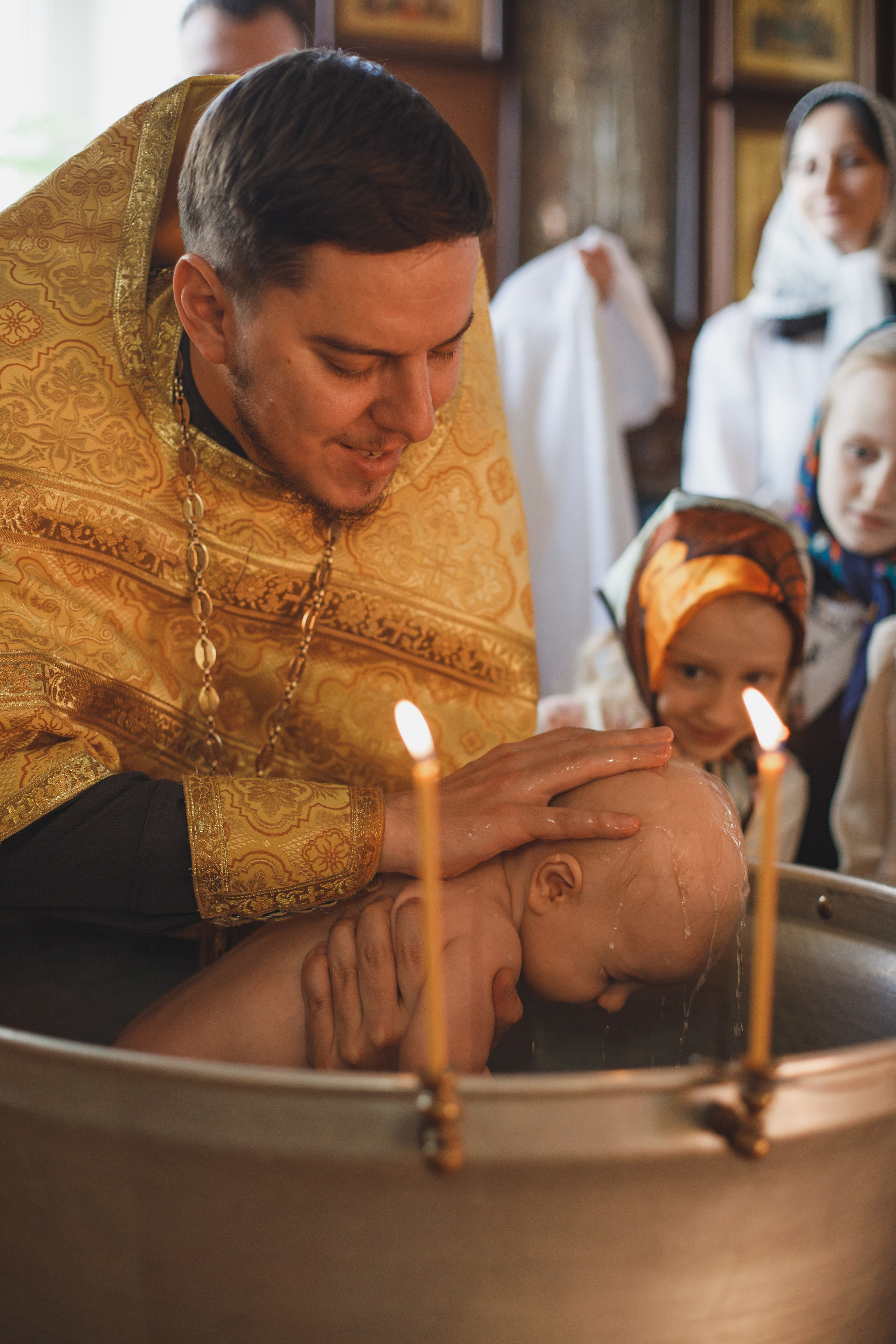 Фотосъёмка таинства крещения в Белгороде. Свадебный и контент фотограф в Белгороде Ярослав Гаврилейченко