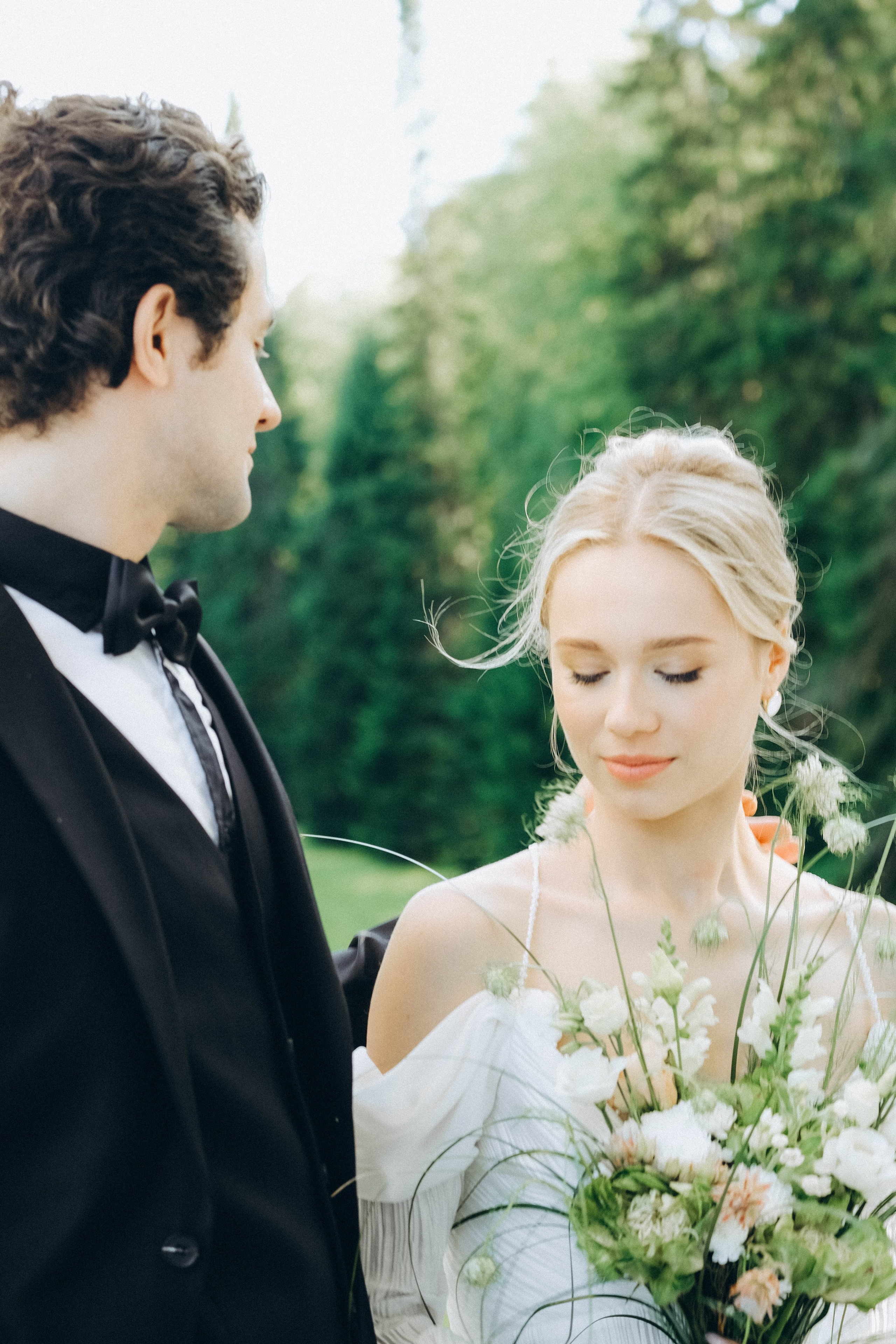 СВАДЕБНАЯ СЬЕМКА В ПАРКЕ ОРАНИЕНБАУМ. Профессиональный фотограф, Санкт-Петербург — Виктория Богомолова