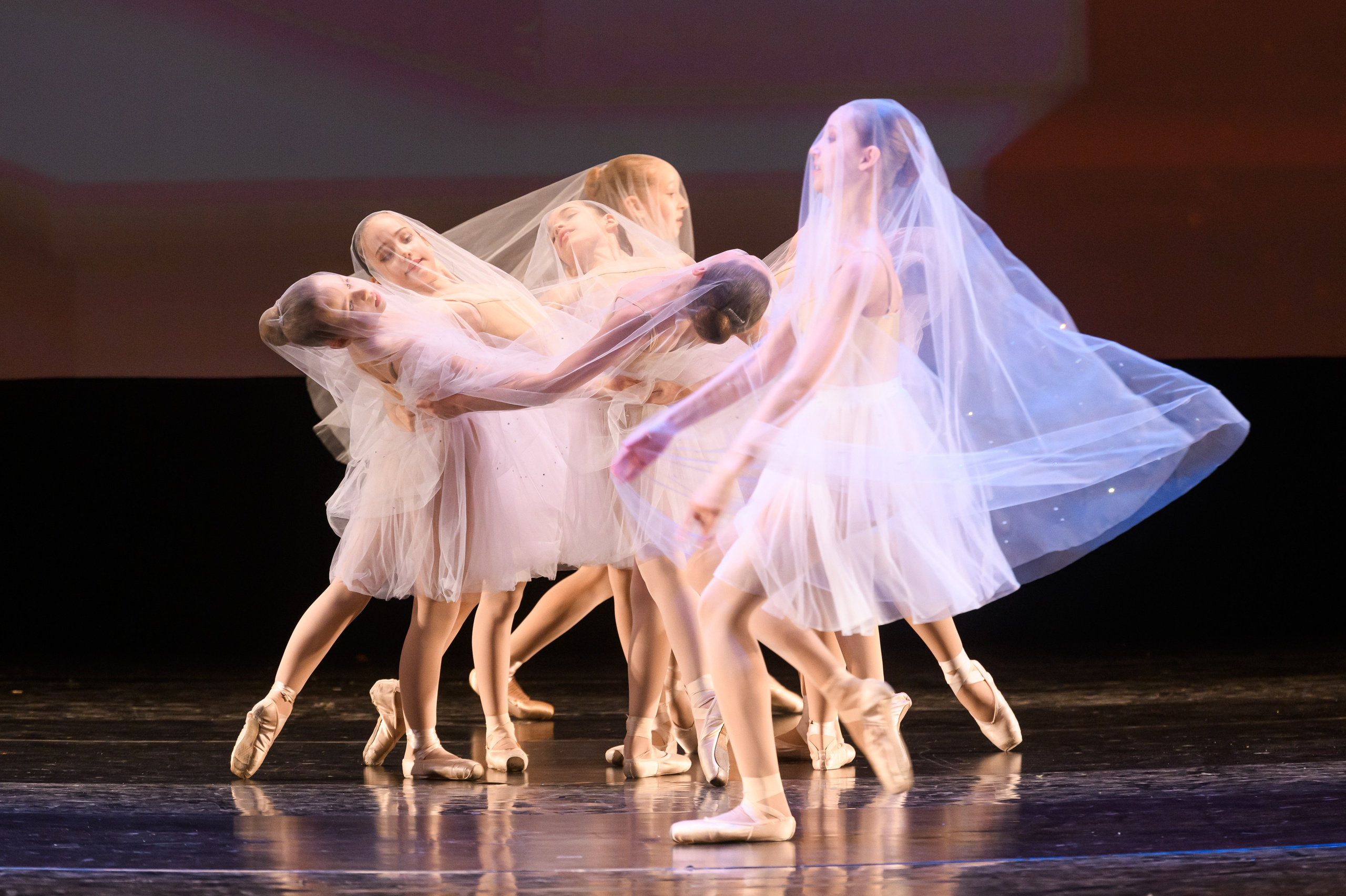 23 апреля, часть 1, БКЗ Октябрьский, г. Санкт-Петербург. Золотое яблочко