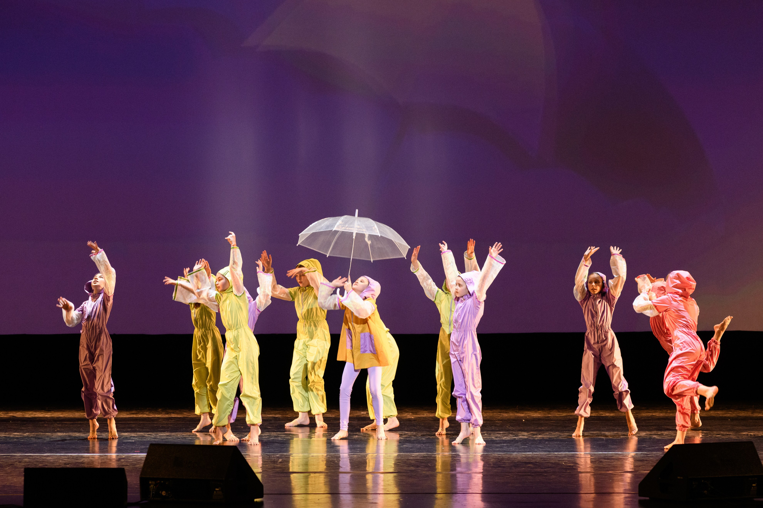 23 апреля, часть 2, БКЗ Октябрьский, г. Санкт-Петербург. Золотое яблочко