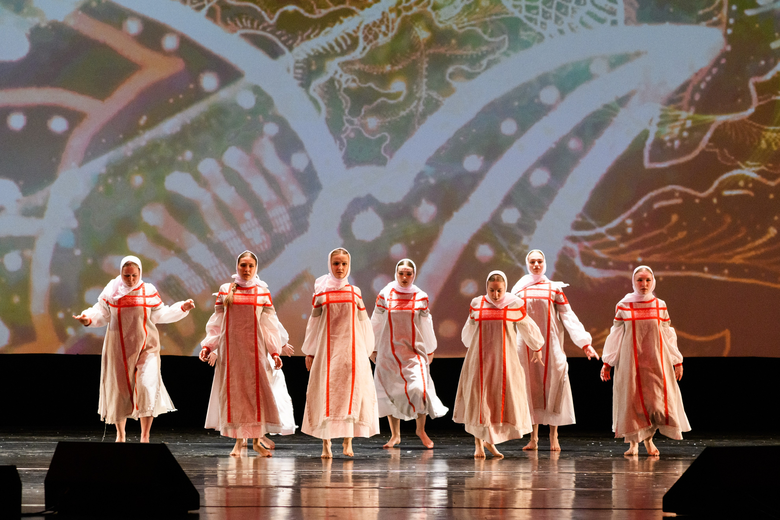 23 апреля, часть 2, БКЗ Октябрьский, г. Санкт-Петербург. Золотое яблочко