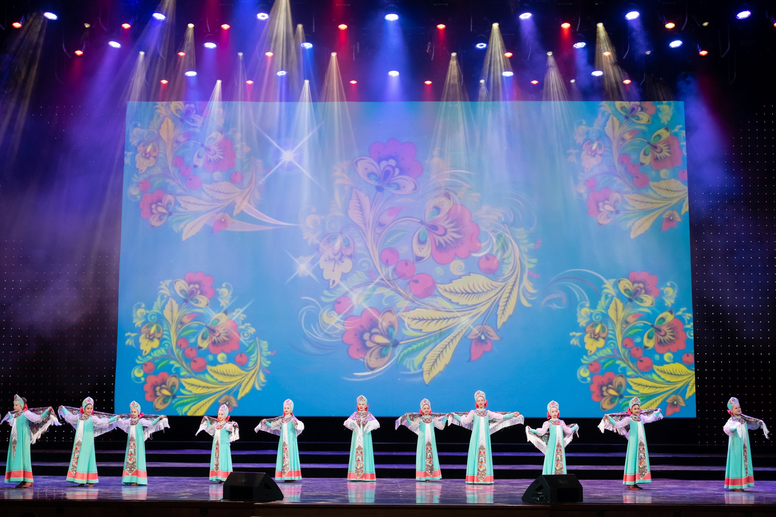 2 февраля, концерт Таланты России, Кремлевский Дворец. Золотое яблочко