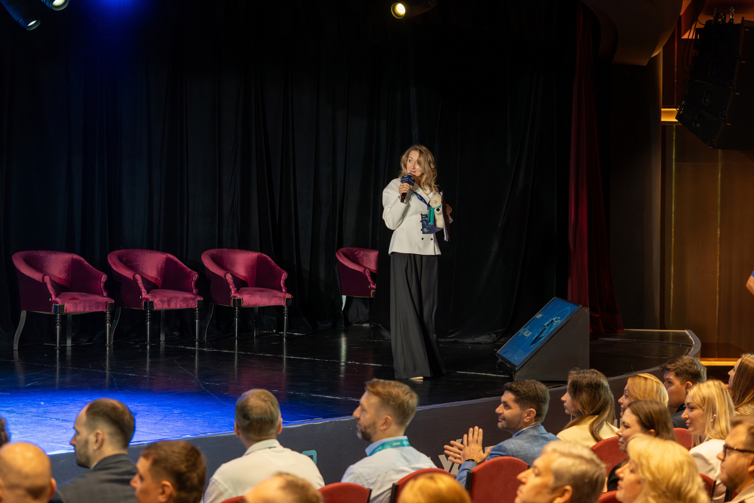 Конференция Axoft в Сочи Казино 2025. Репортажный фотограф в Красной Поляне и Сочи Павлюченко Екатерина