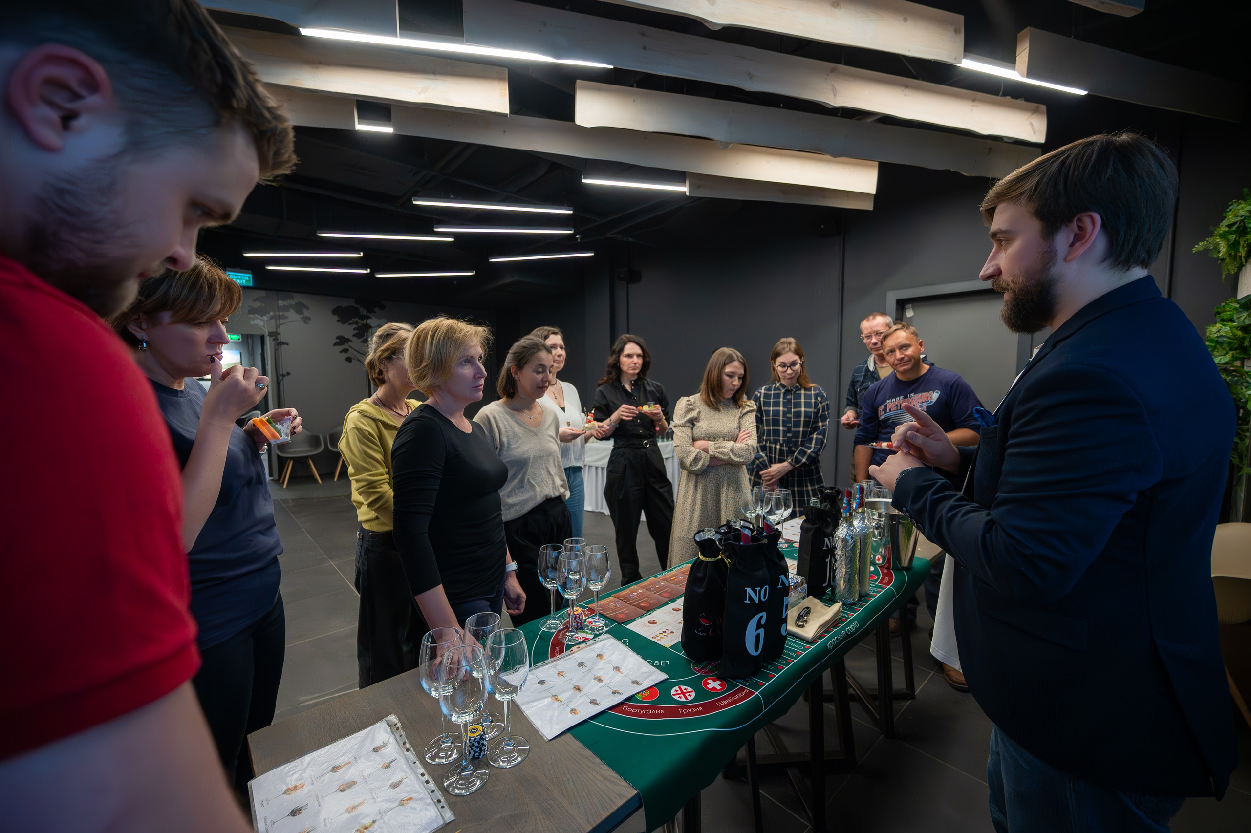 MICE мероприятие — мастер класс по акварели. Репортажный фотограф в Красной Поляне и Сочи Павлюченко Екатерина