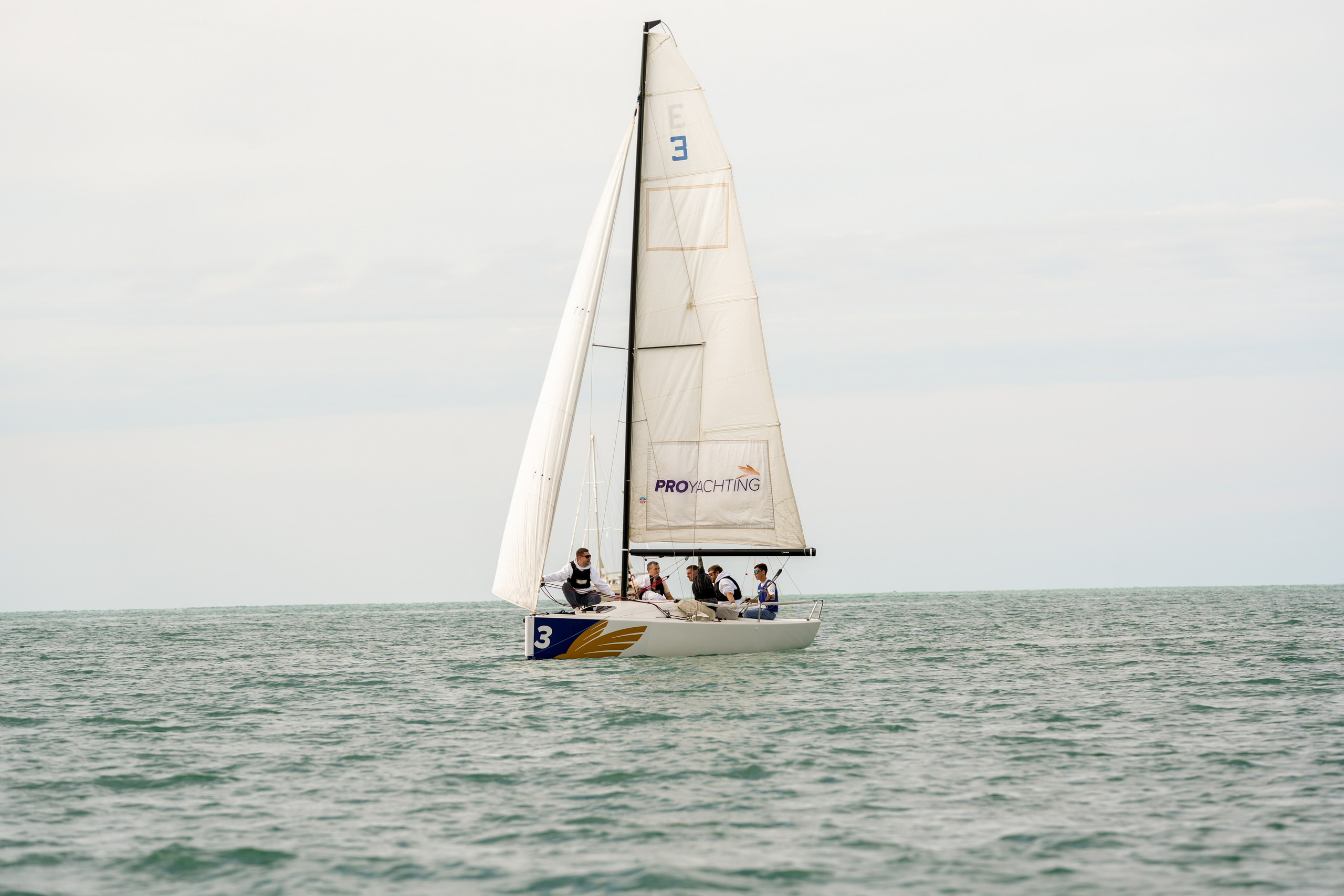 Яхтенная регата для компании Агрегатка. Репортажный фотограф в Красной Поляне и Сочи Павлюченко Екатерина