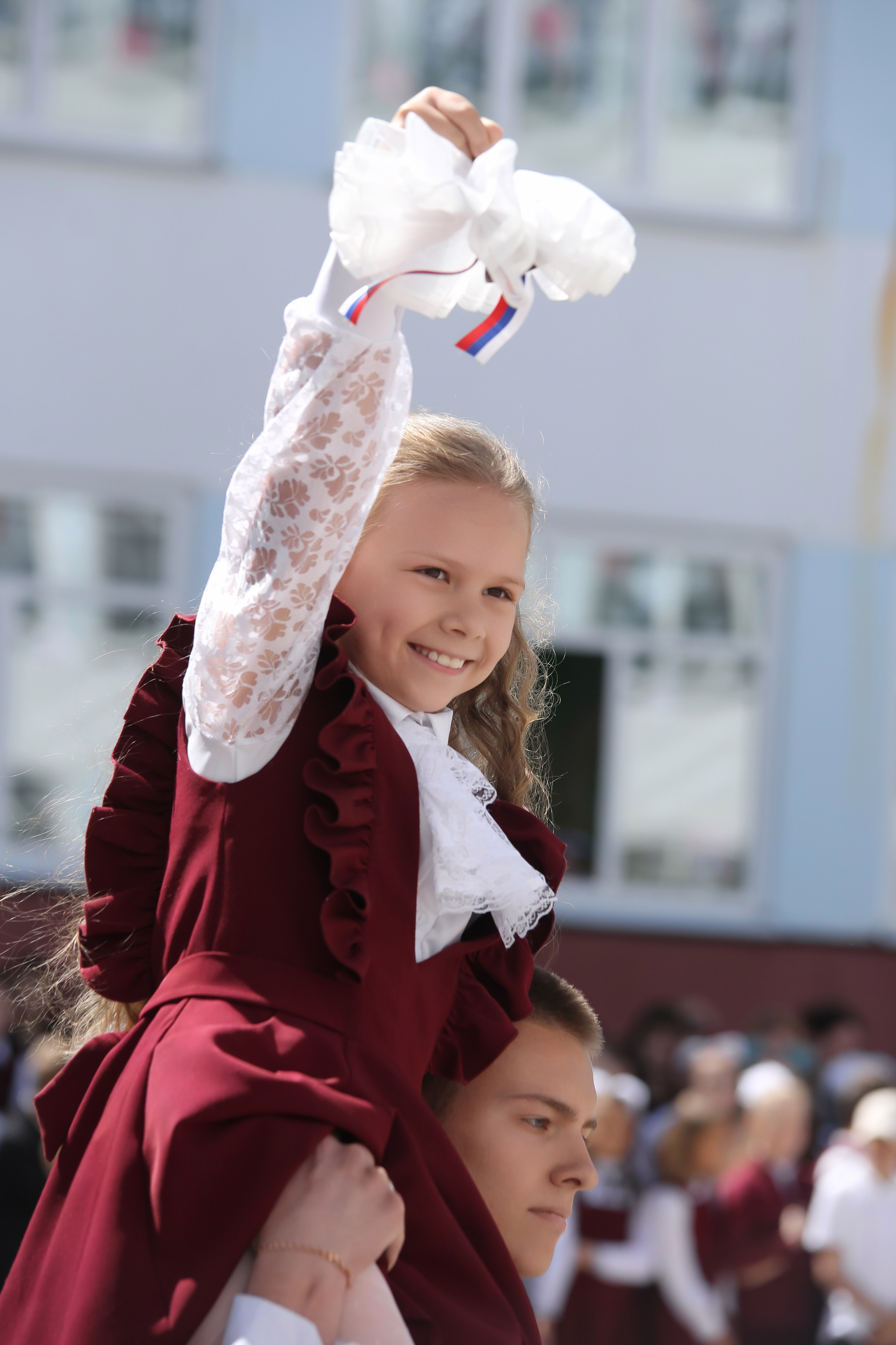 ЛИНЕЙКА «ПОСЛЕДНИЙ ЗВОНОК» 9 ШКОЛА 2024 г МЦЕНСК. ТВОЙ АЛЬБОМ / ТВОИ ПРАВИЛА