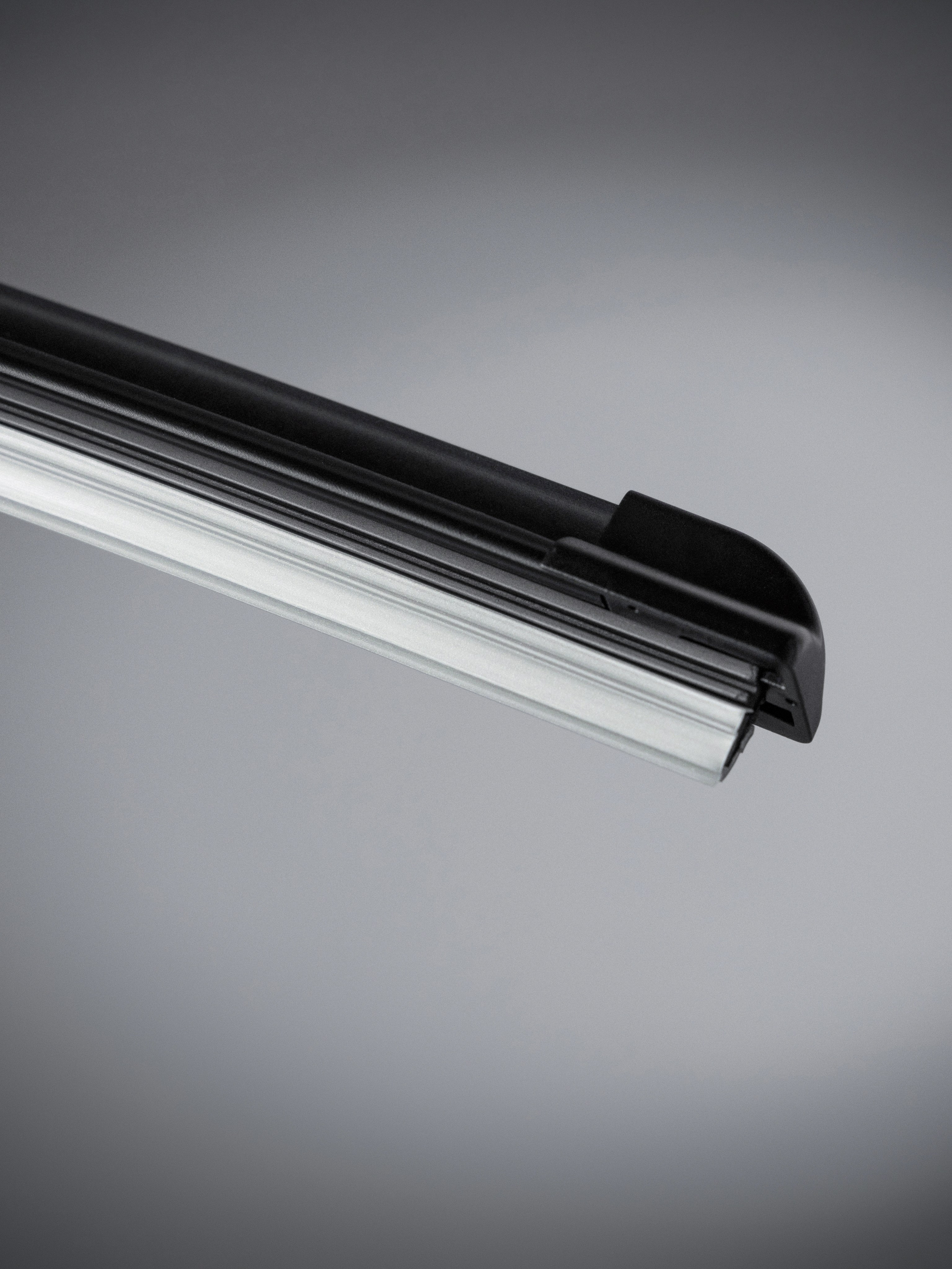 Съемка для маркетплейсов. Автомобильные дворники. Qeep. Фотограф НСК-Кем-СПБ Александра Фомич